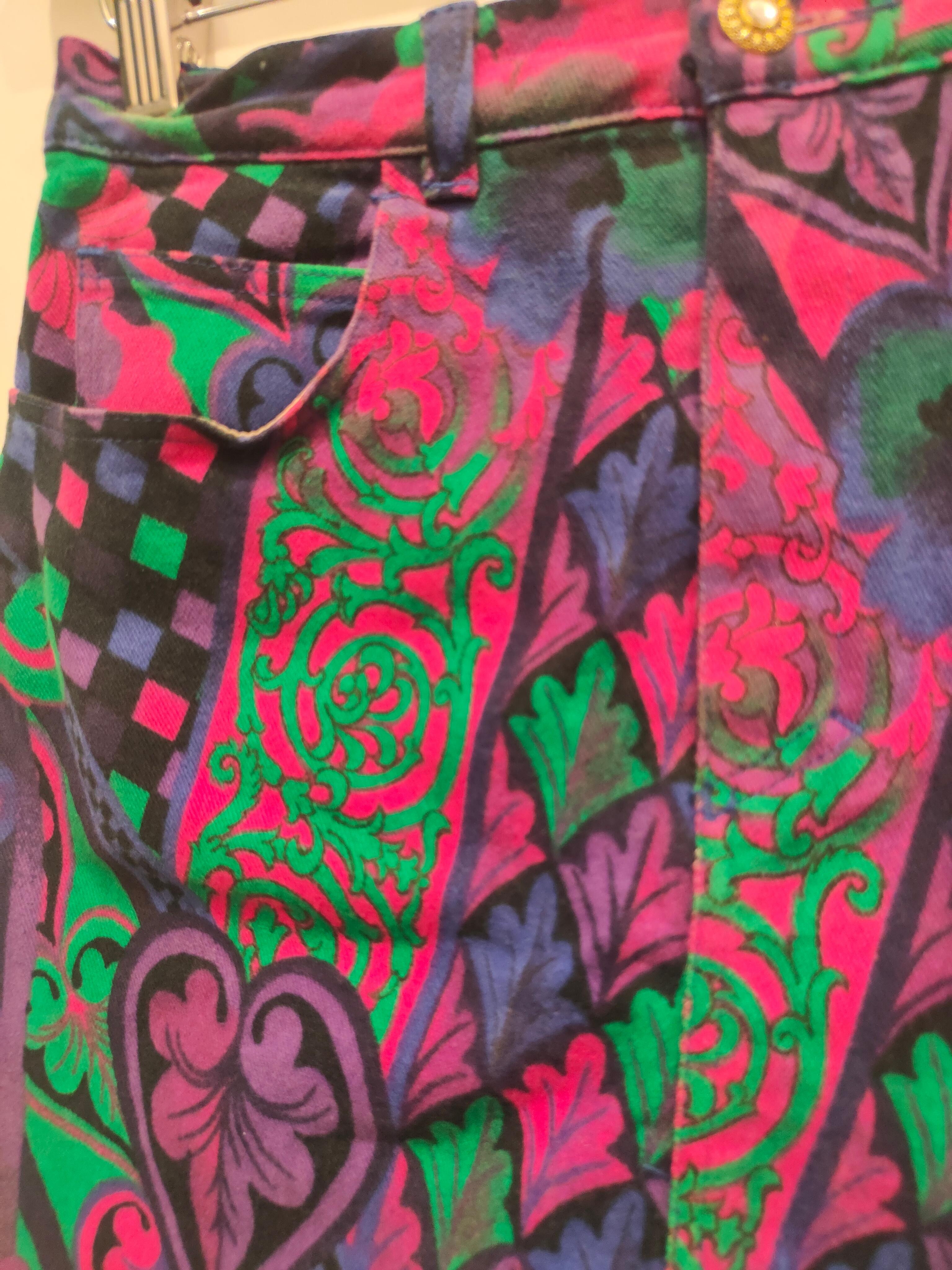 Jupe multicolore Gianni Versace Excellent état - En vente à Capri, IT