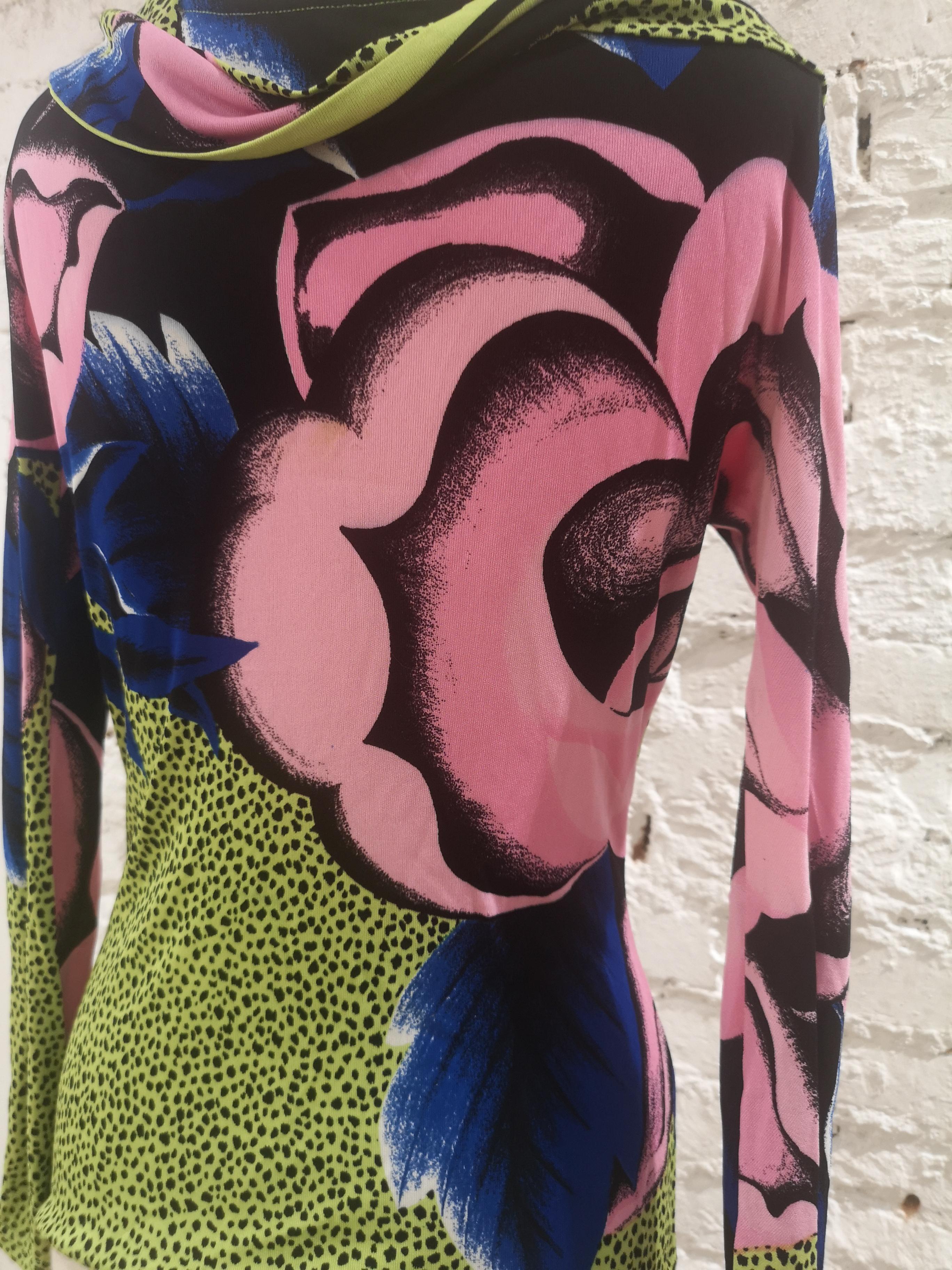 Women's Gianni Versace multicoloured t-shirt For Sale
