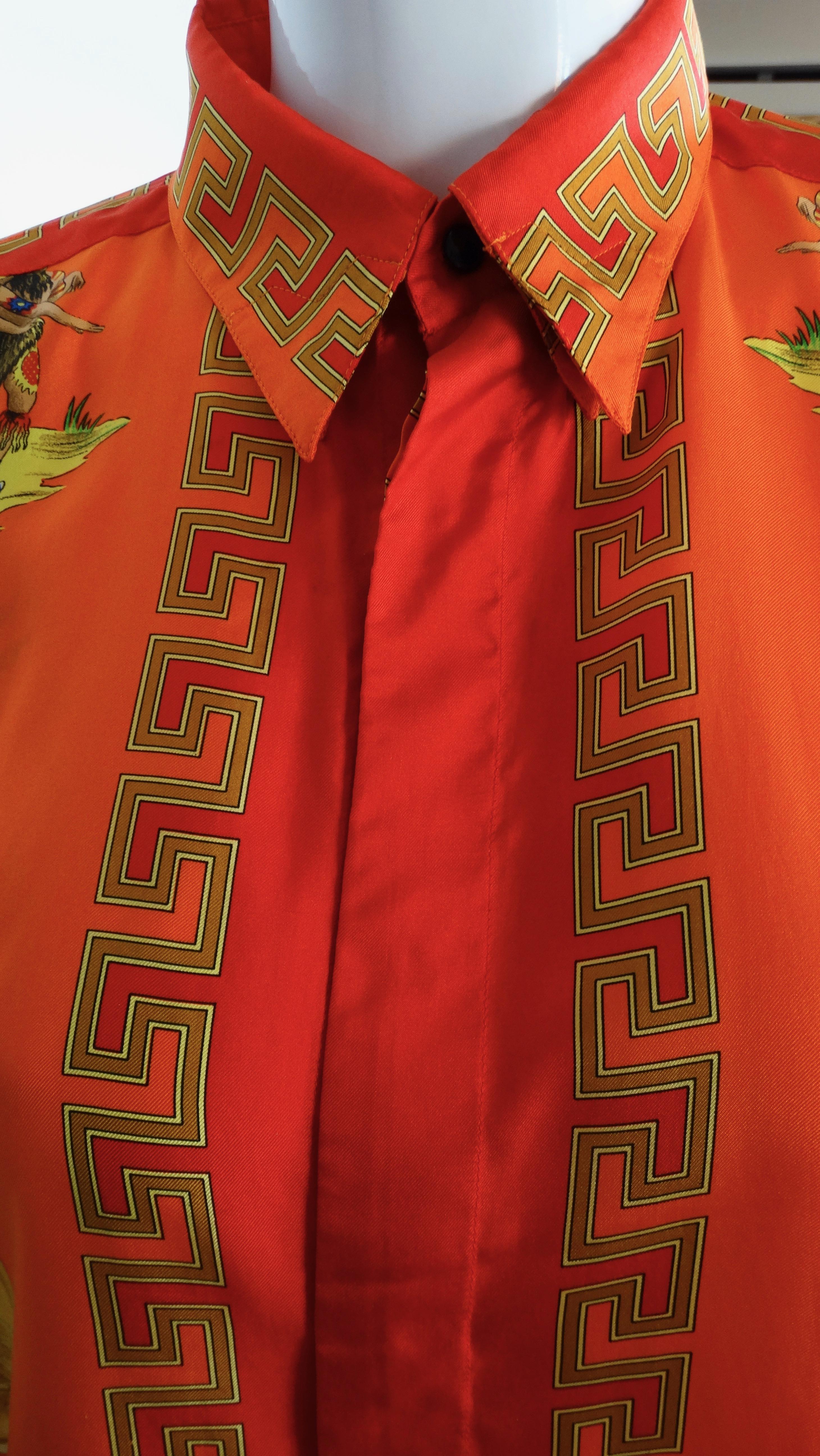Gianni Versace: Seidenhemd mit „Native American“-Druck  im Angebot 9