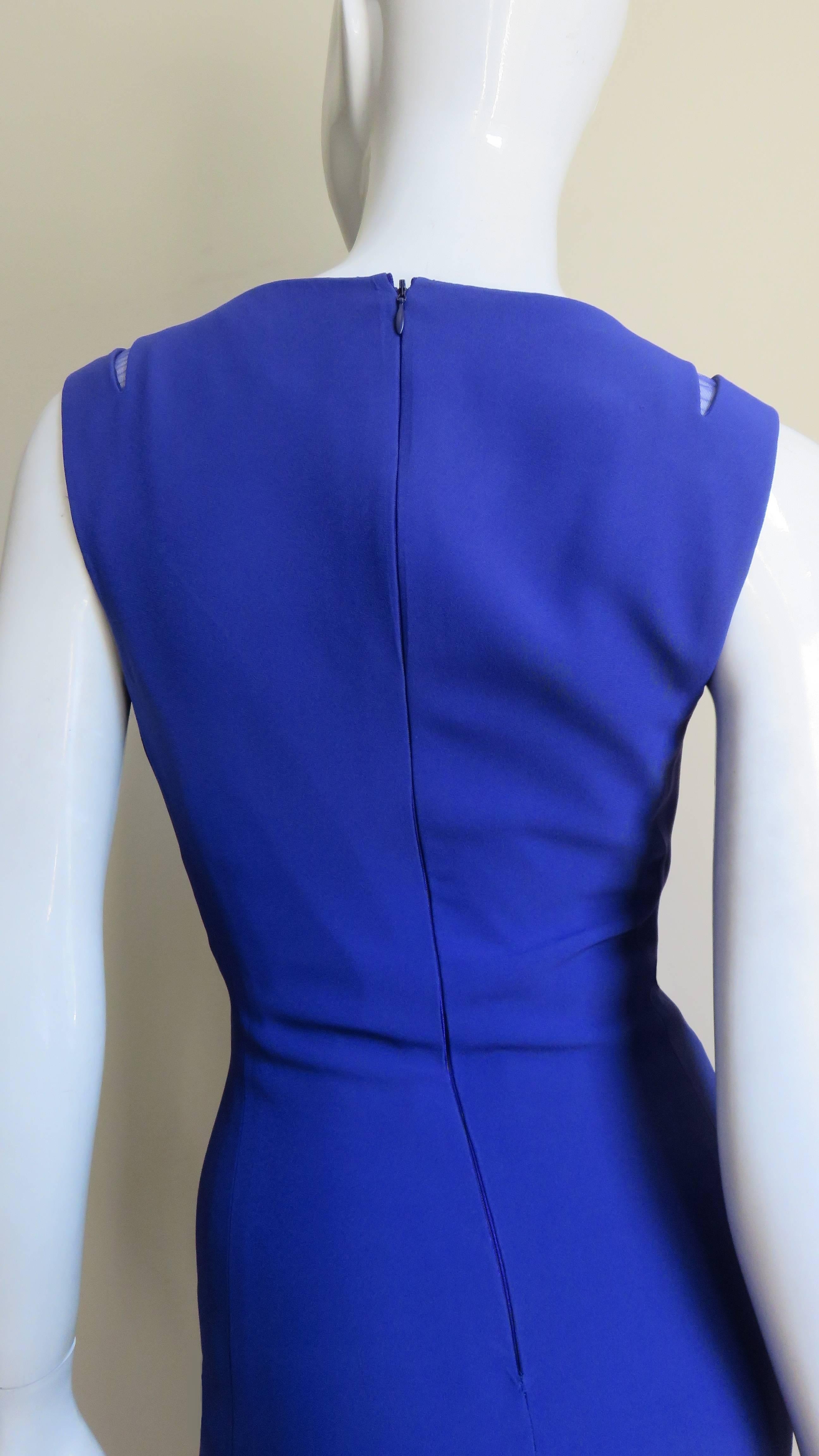 Gianni Versace Net Shoulders Bodycon Dress  For Sale 3