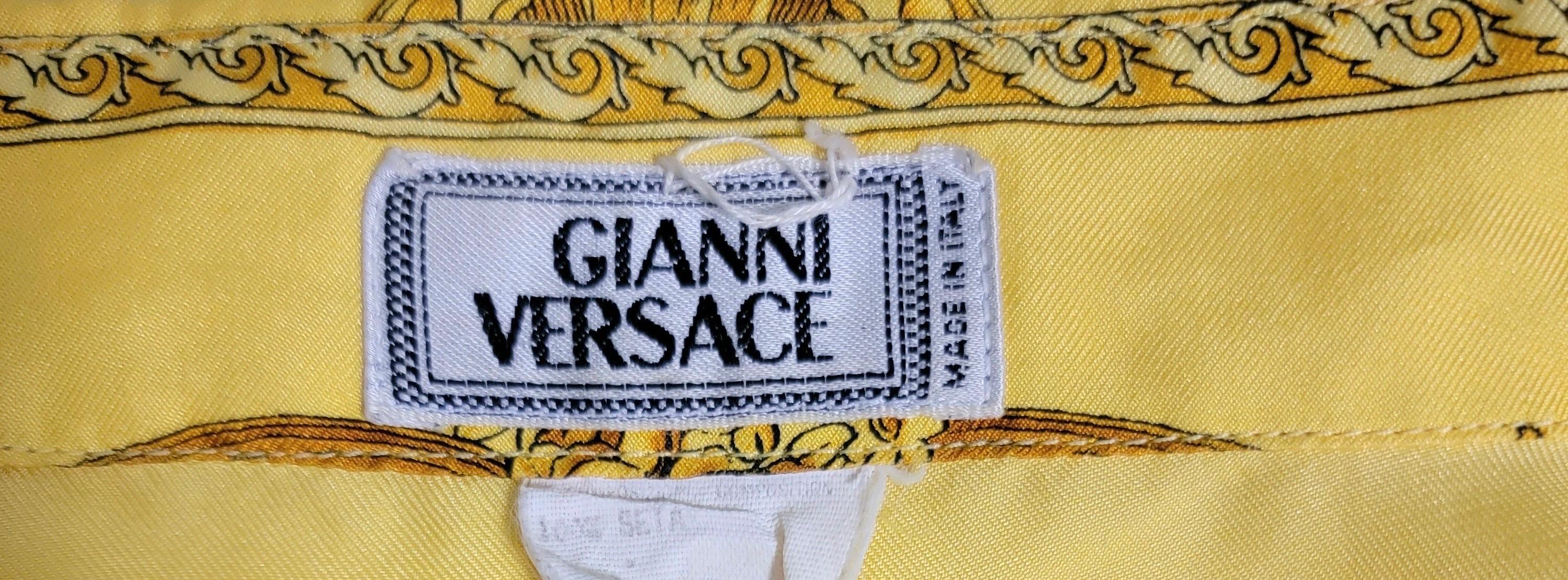 Gianni Versace Chemise en soie Rococo Hommes IT48 de 1995 en vente 9