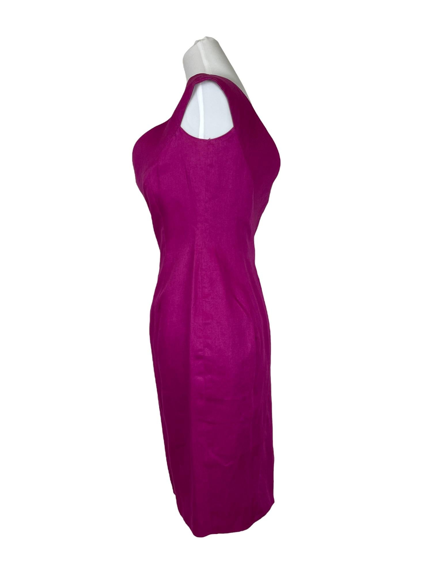 Rare Gianni Versace Couture Pink Dress
1980s
-
NO RETURNS
If you need more information, please contact us! 
