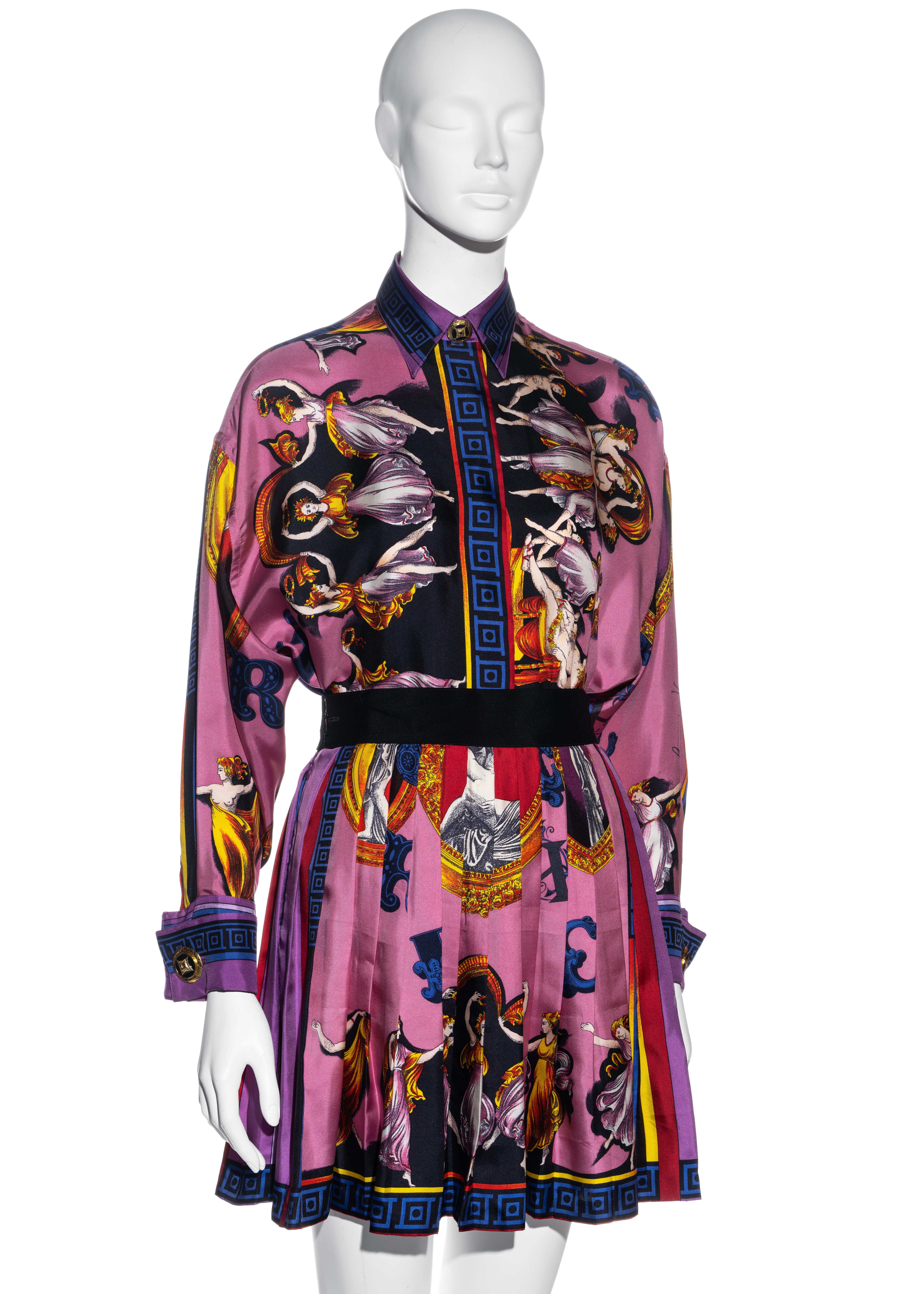 Black Gianni Versace pink neoclassical printed silk pleated mini skirt suit, fw 1991 For Sale