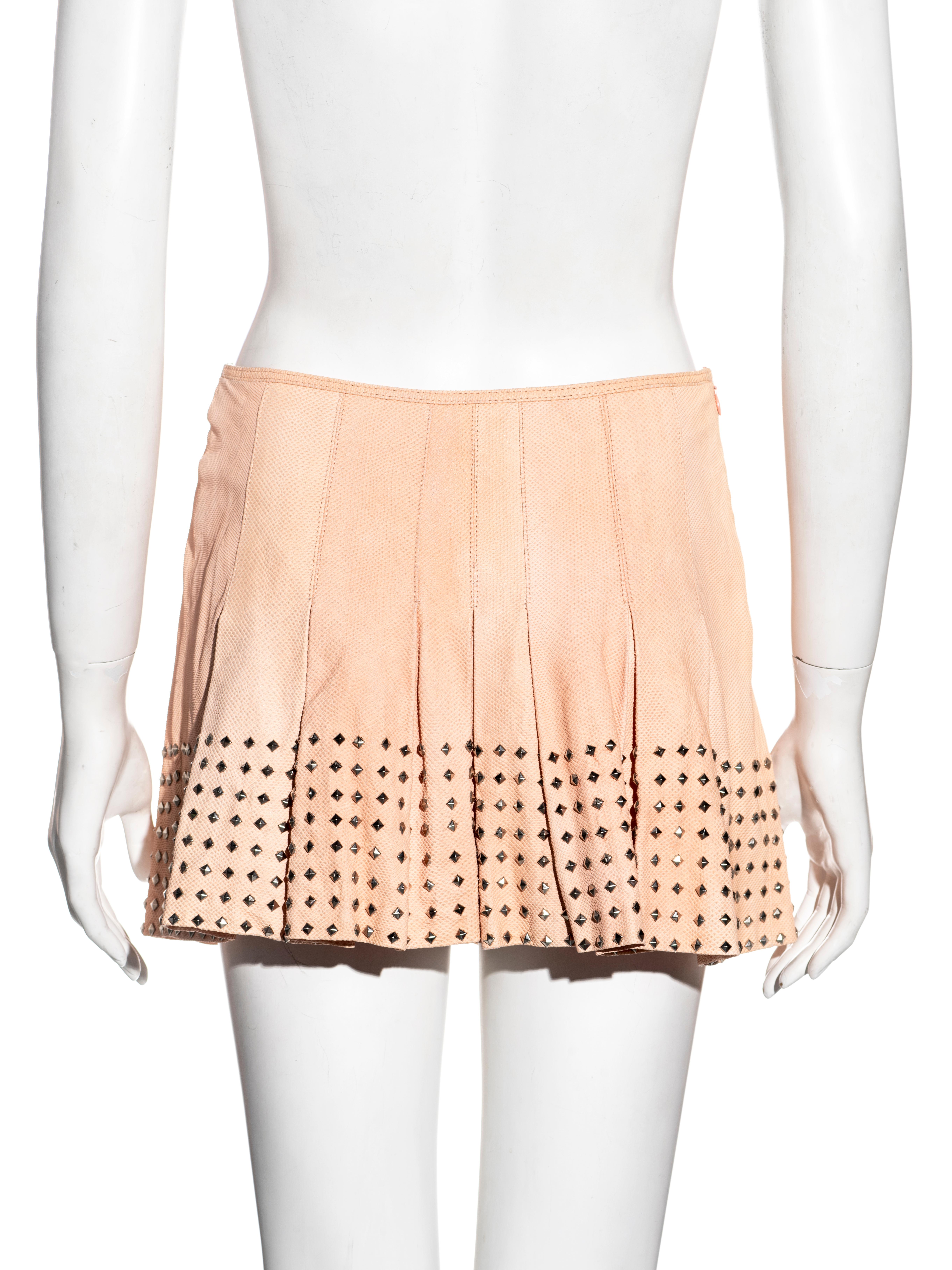 Women's Gianni Versace pink pleated leather mini skirt, ss 2003 For Sale