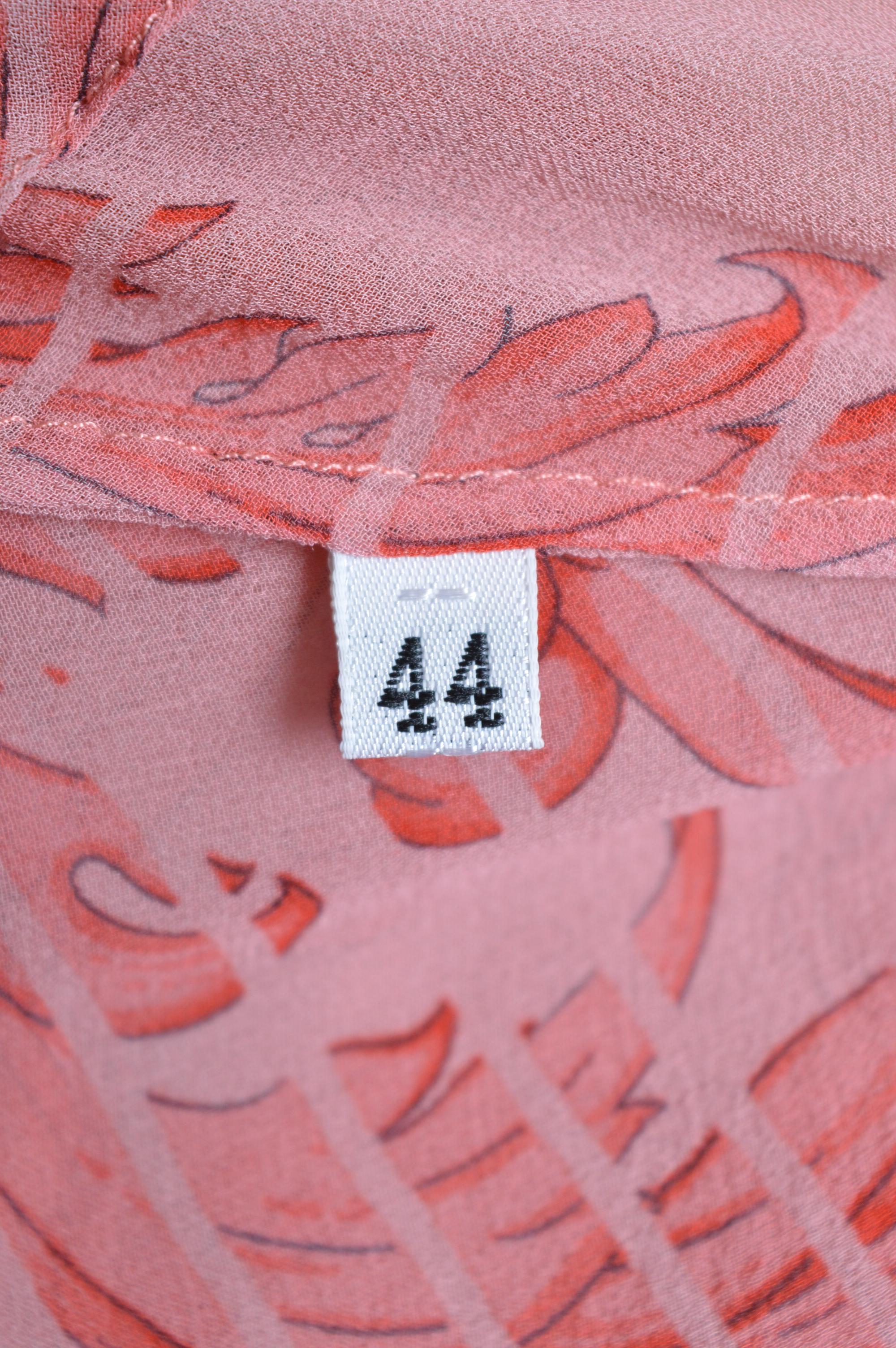 Gianni Versace Couture Pink Silk Baroque Rococo pattern sleeveless blouse - Top For Sale 8