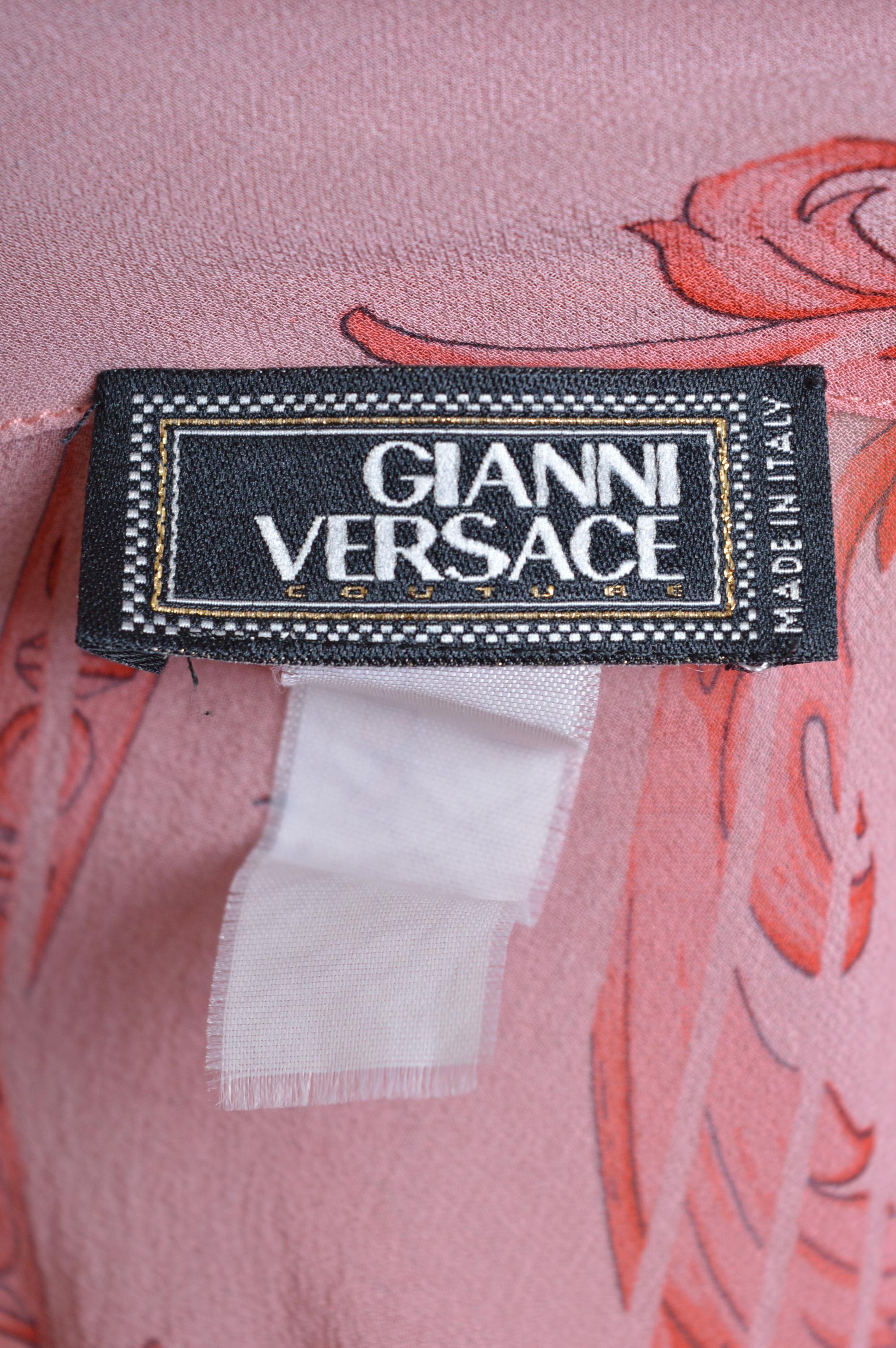 Gianni Versace Couture Pink Silk Baroque Rococo pattern sleeveless blouse - Top For Sale 2