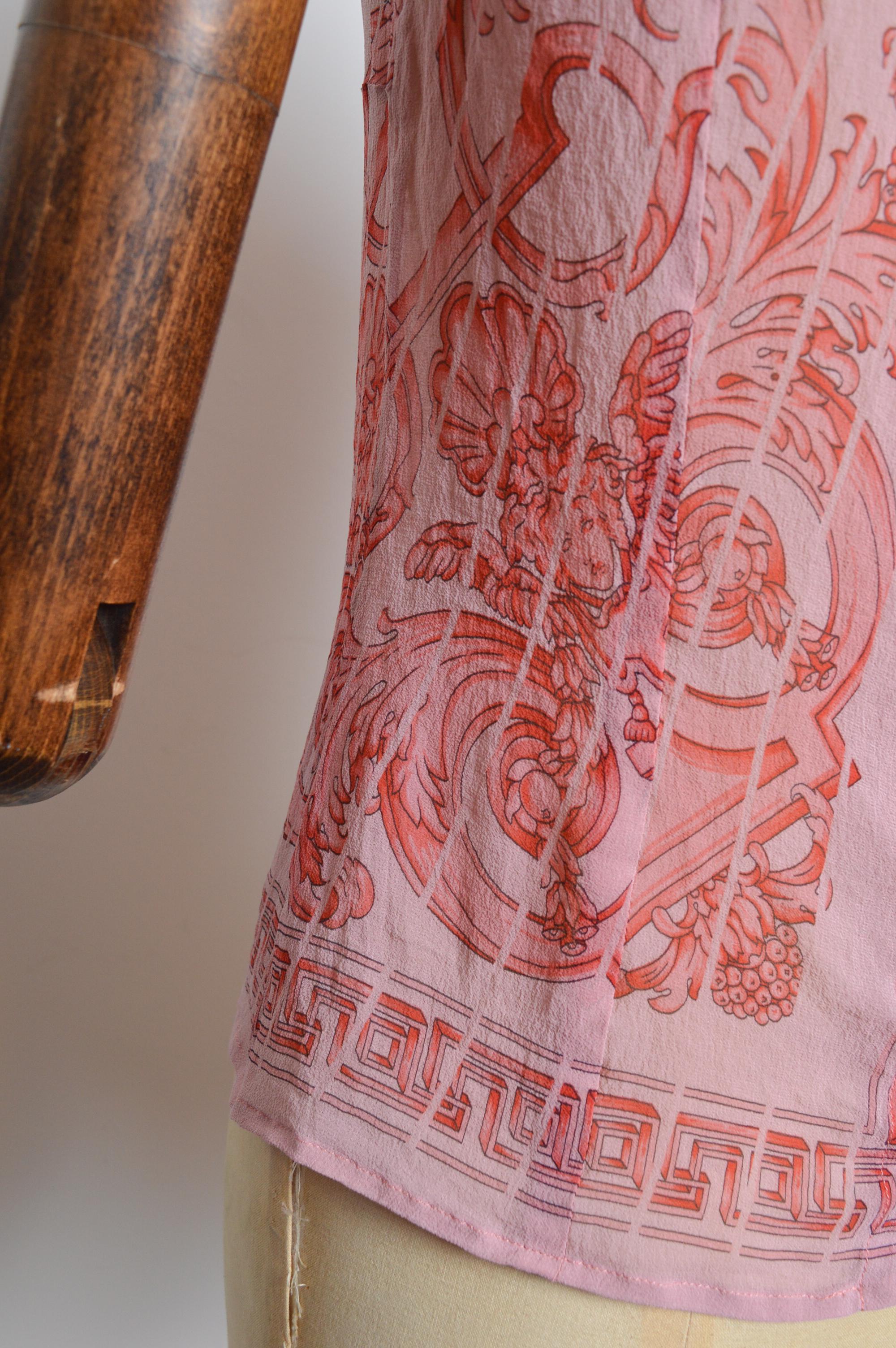 Gianni Versace Couture Pink Silk Baroque Rococo pattern sleeveless blouse - Top For Sale 3