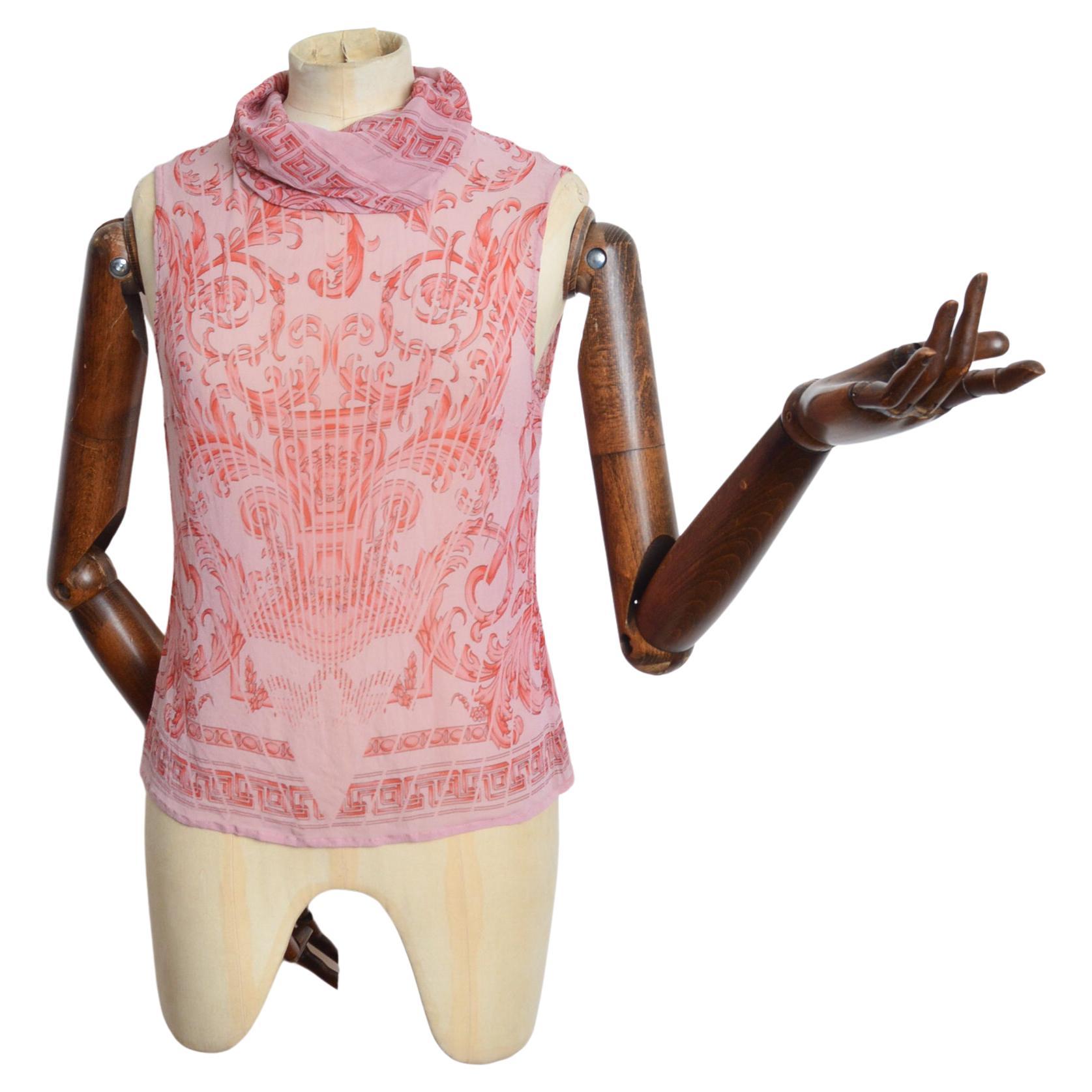 Gianni Versace Couture Pink Silk Baroque Rococo pattern sleeveless blouse - Top For Sale
