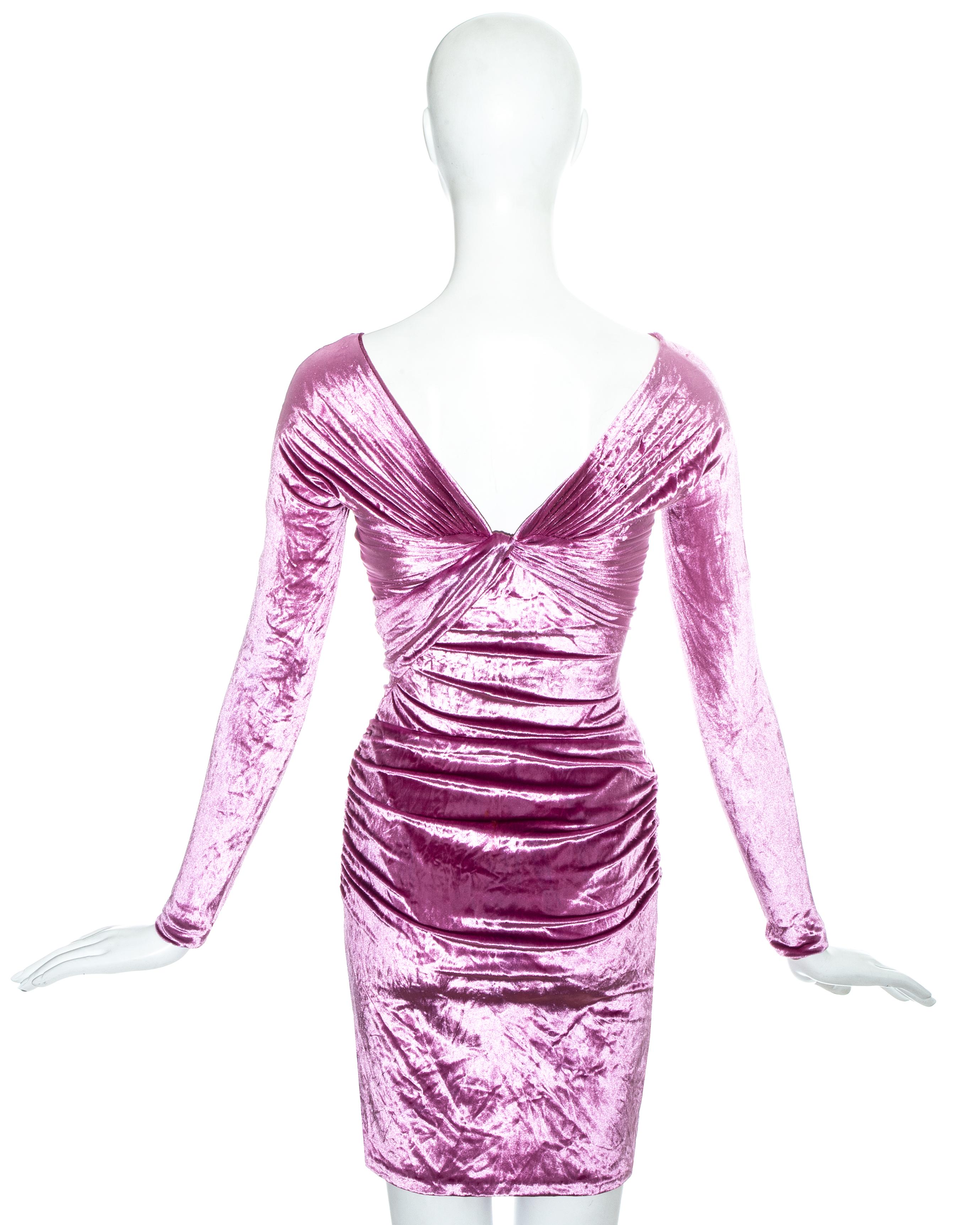 Gianni Versace pink velvet ruched figure hugging evening dress, fw 1995 1