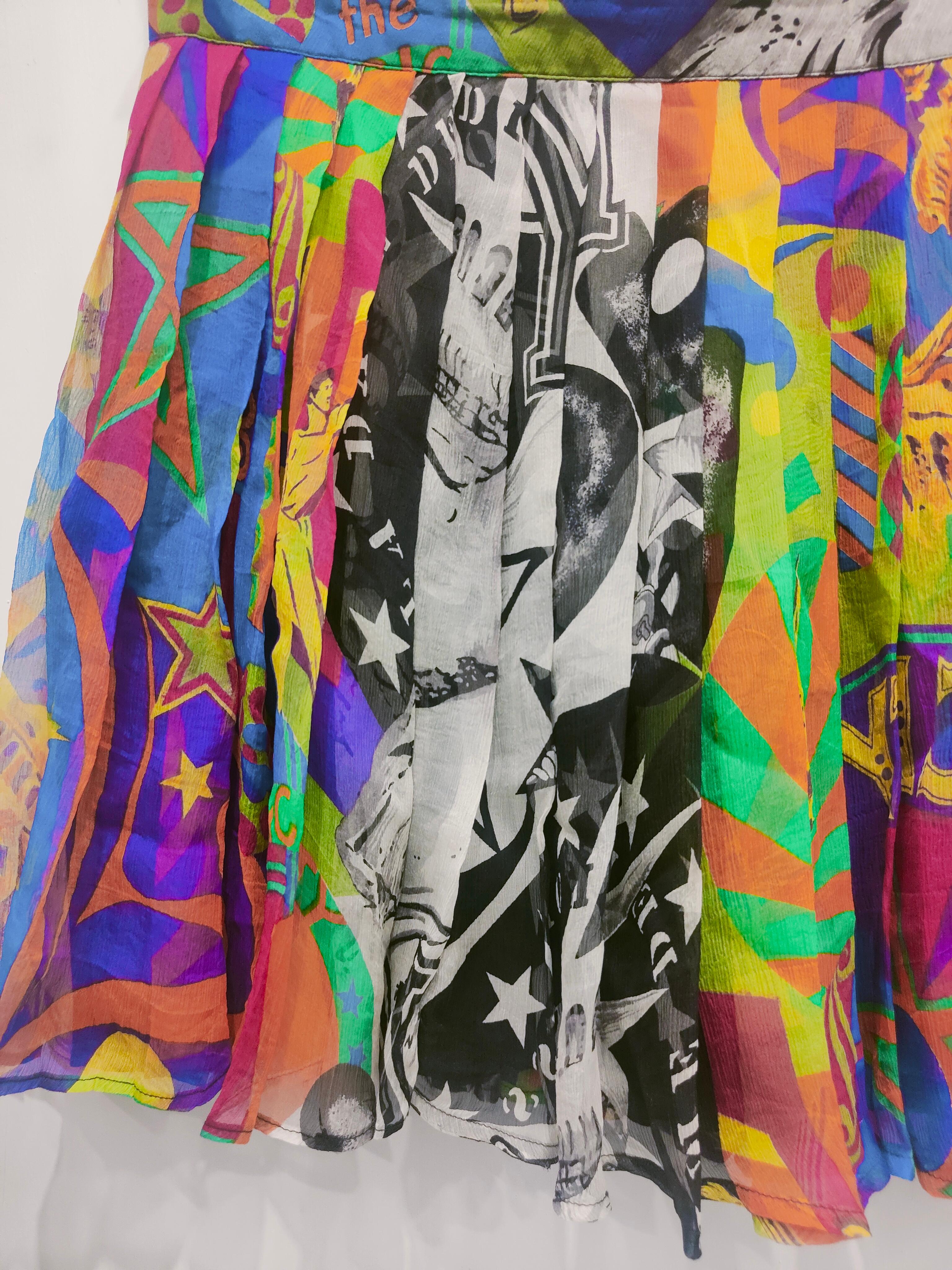 Gianni Versace falda pop art ciudad de Nueva York multicolor en Excelente estado para la venta en Capri, IT