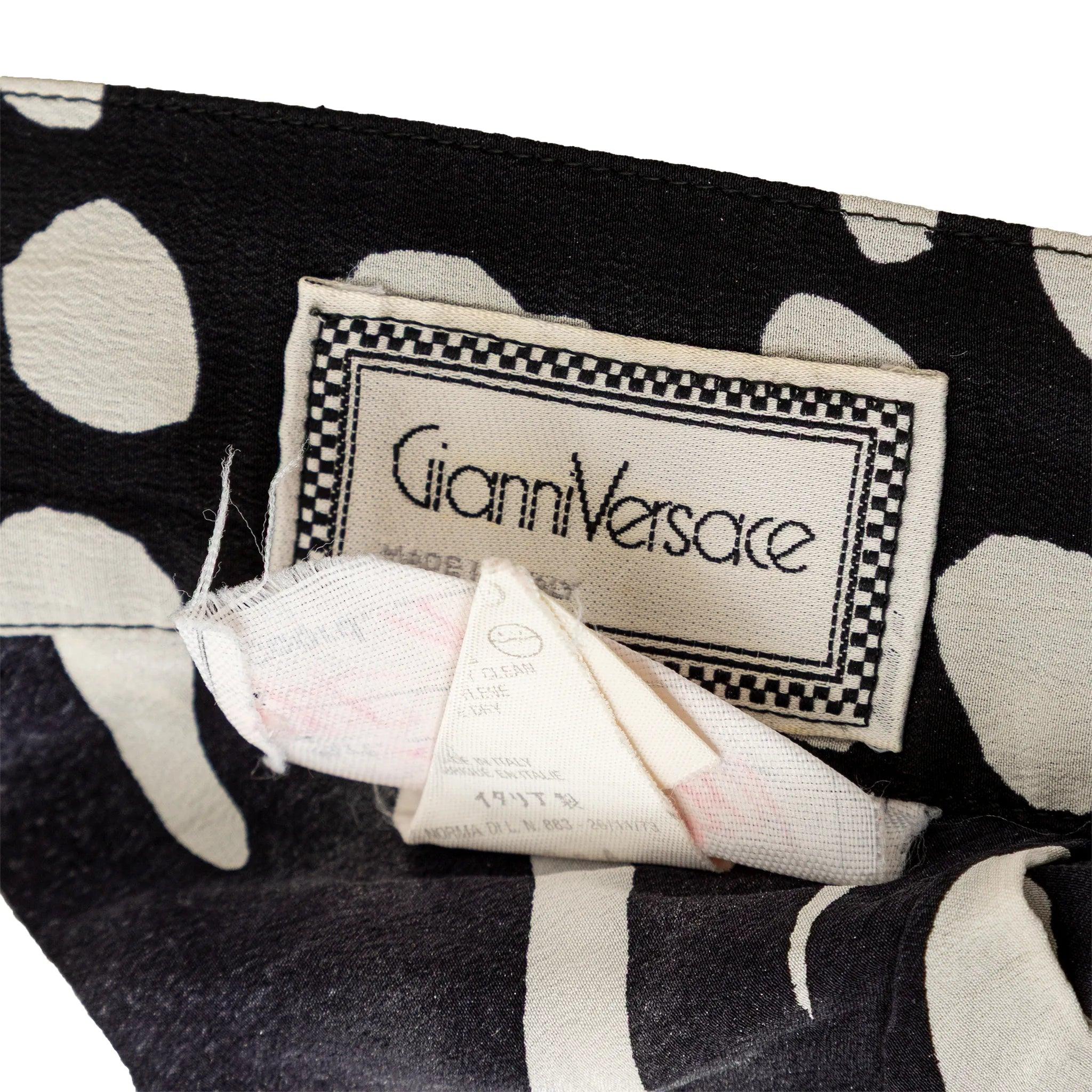 Minijupe imprimée Gianni Versace - années 90 en vente 3