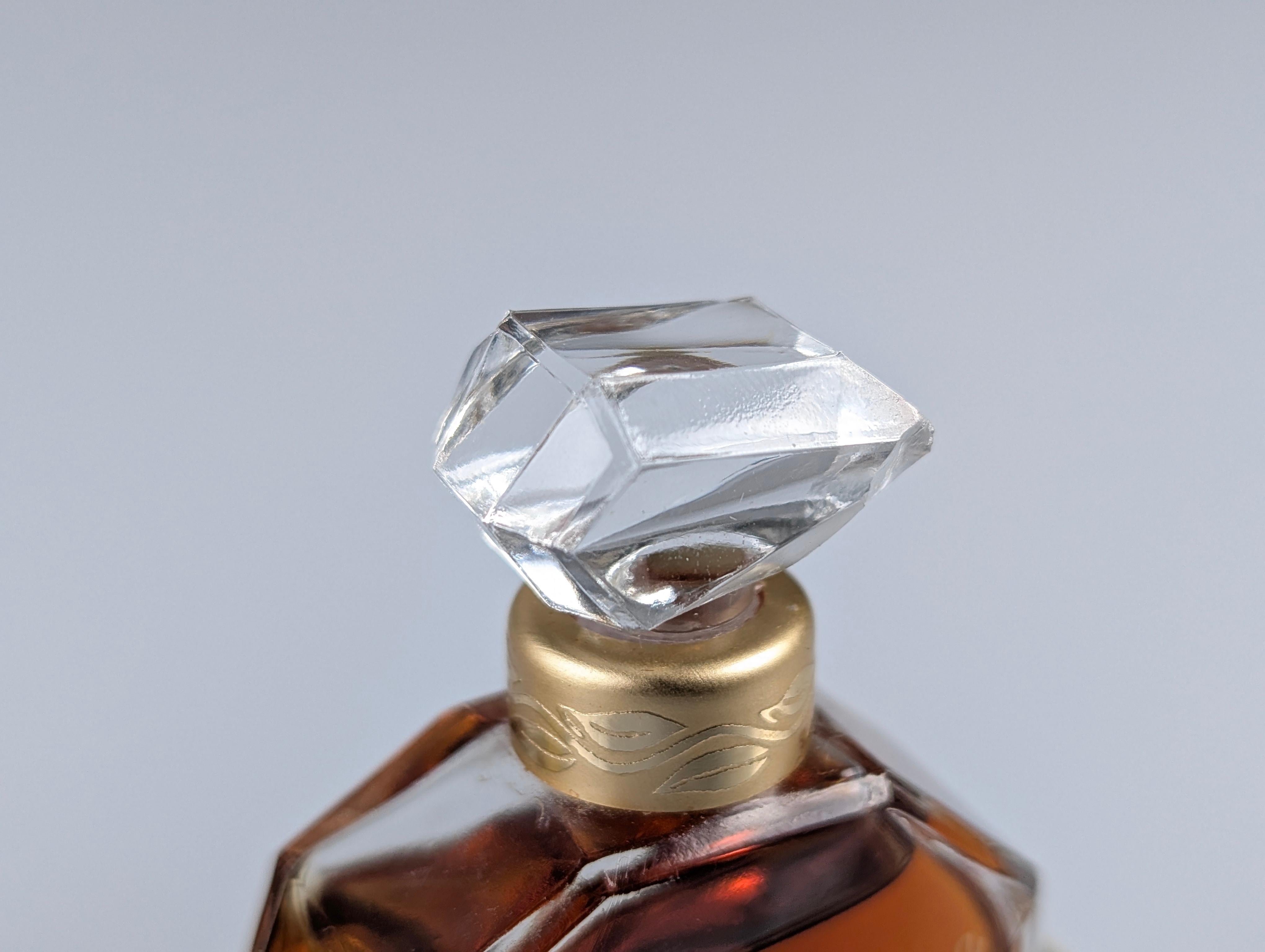 Gianni Versace Pure Parfum Miniature 7.5 ml, Rare 1981 mit Originalverpackung (Ende des 20. Jahrhunderts) im Angebot