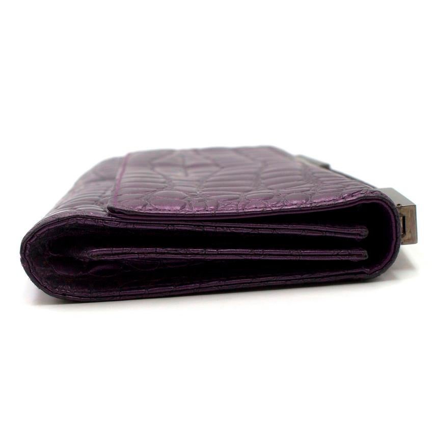 Gianni Versace Purple Embossed Clutch In Excellent Condition For Sale In London, GB