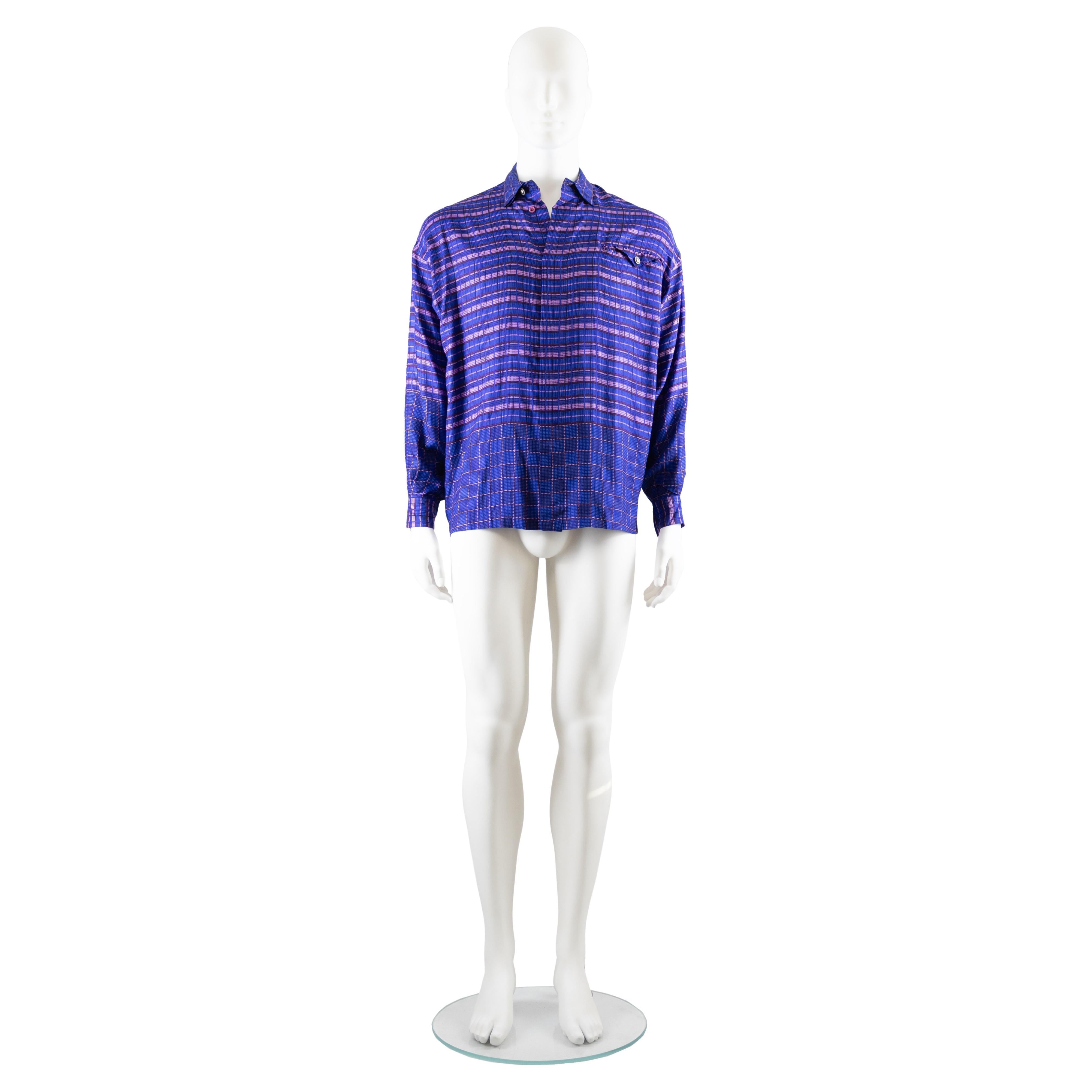 Gianni Versace Purple Silk Shirt Circa 1990 en vente