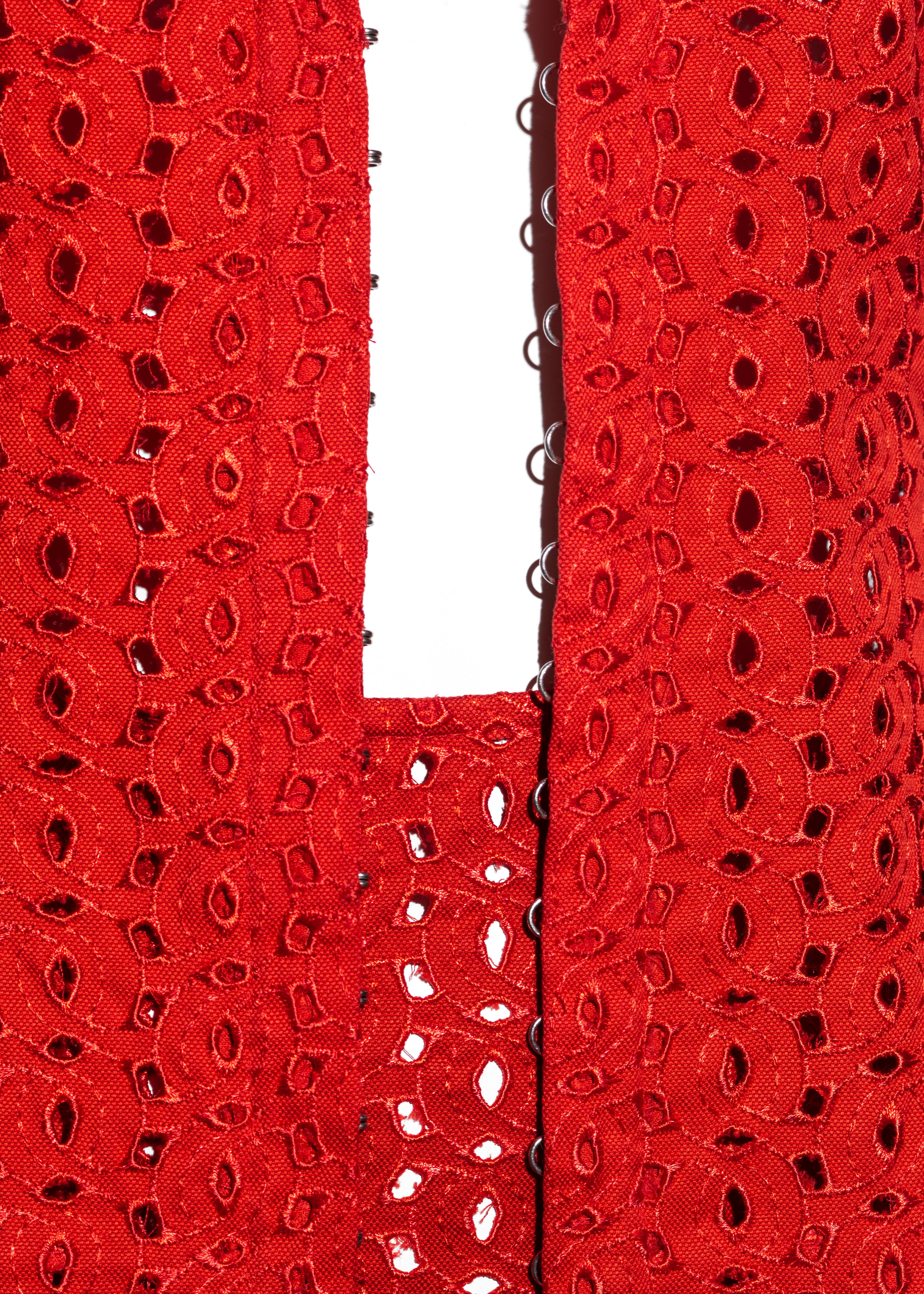 Rouge Gianni Versace Tailleur mini-jupe en coton taillé rouge, printemps-été 2002 en vente