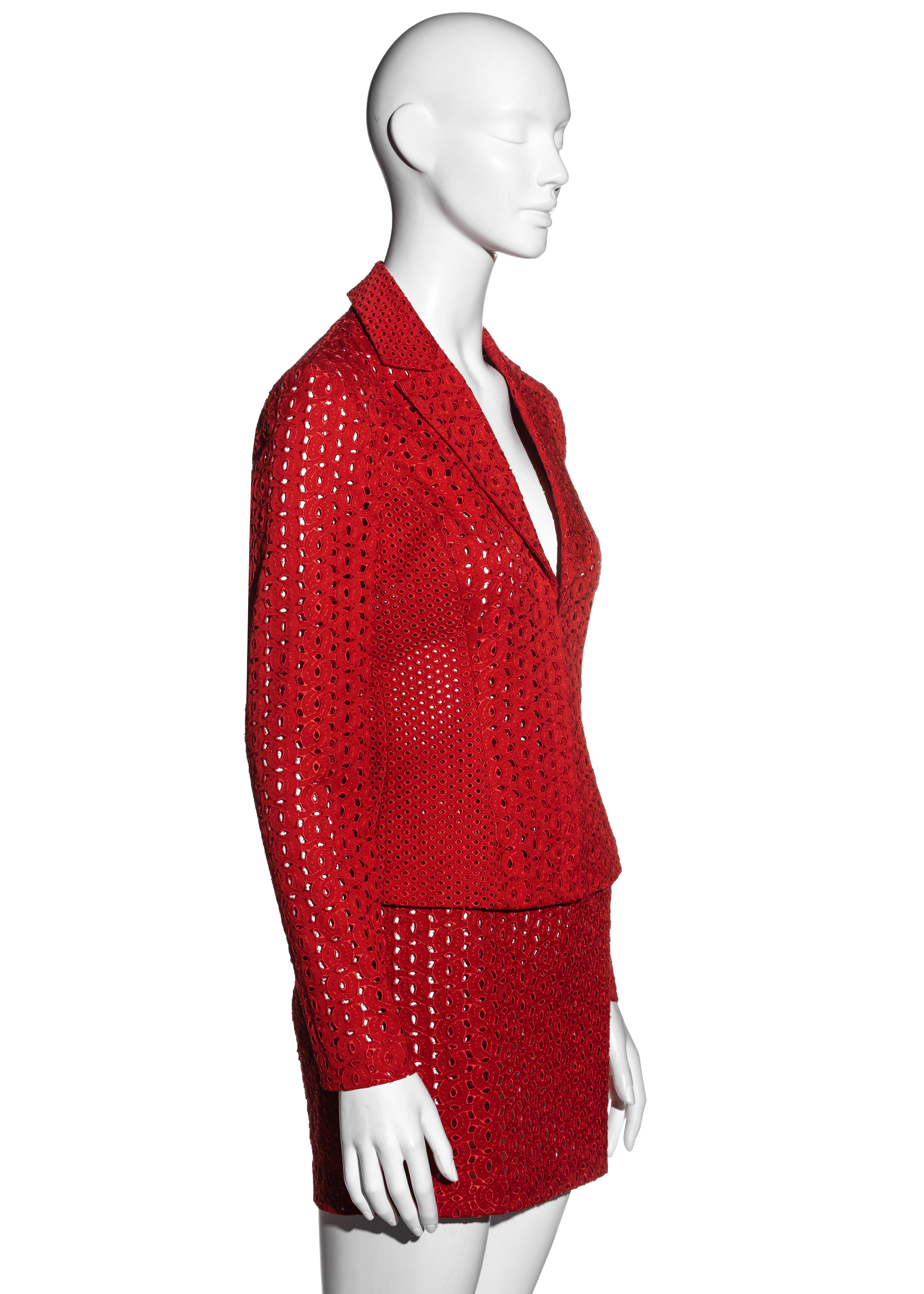 Gianni Versace red cotton cutwork mini skirt suit, ss 2002 In Excellent Condition For Sale In London, GB
