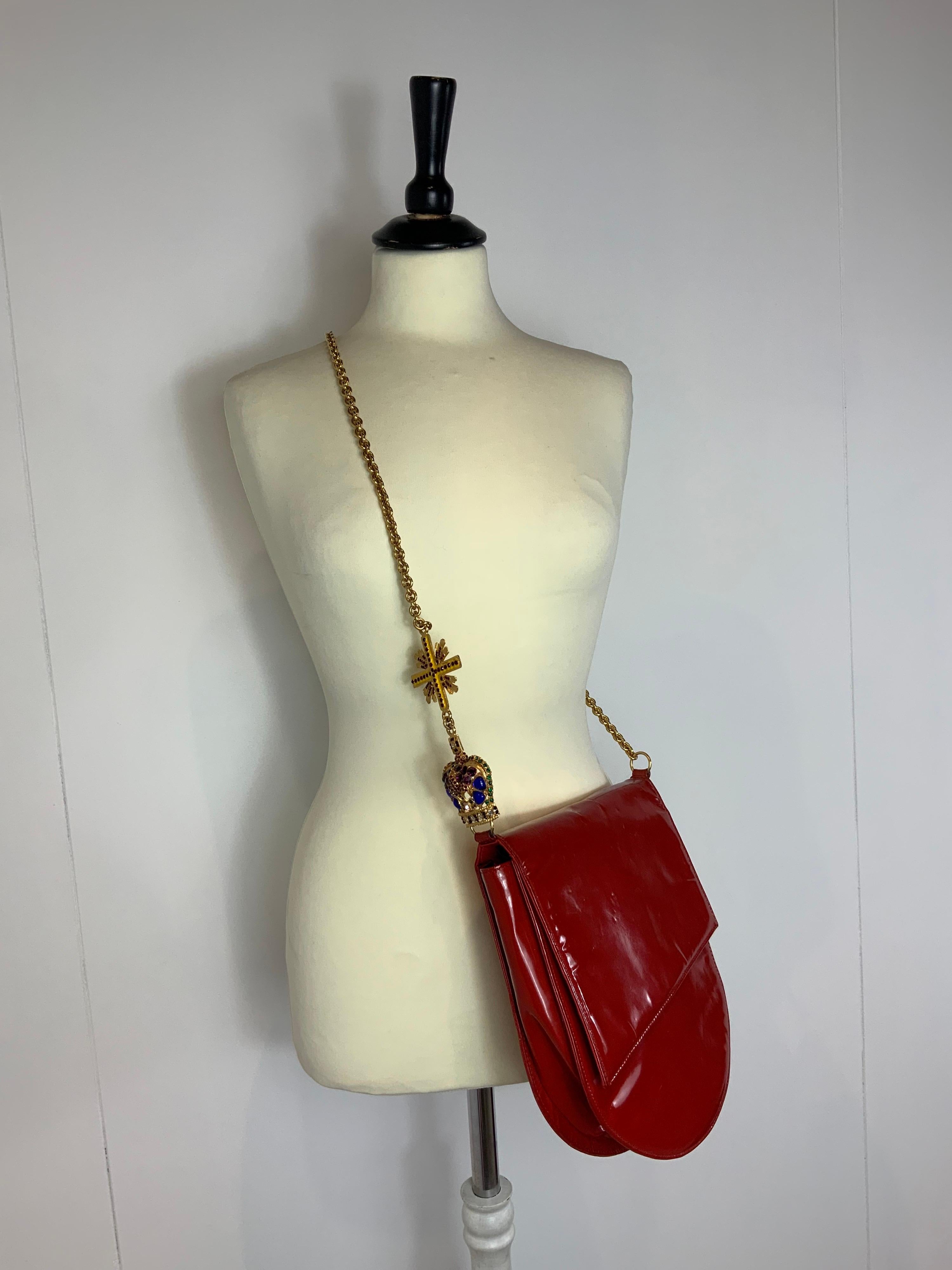 Gianni Versace red leather shoulder bag In Good Condition In Carnate, IT