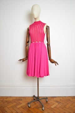 Gianni Versace Runway c.1993 Hot Pink Fuchsia Crochet Knit Cut out pleated Dress