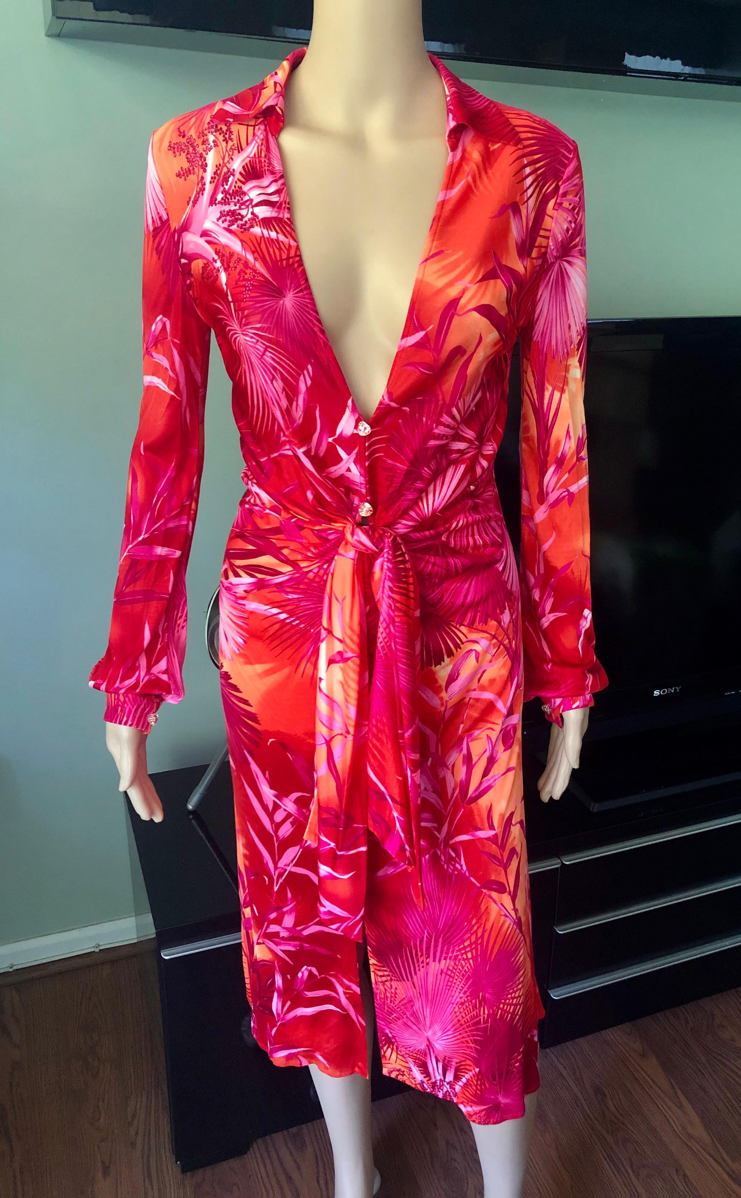 Red Gianni Versace Runway S/S 2000 Vintage Tropical Print Plunging Neckline Dress For Sale