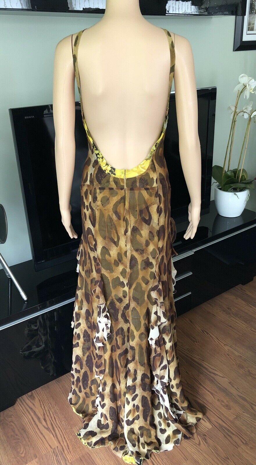 Gianni Versace S/S 2002 Vintage Plunged Backless Dress Gown In Good Condition For Sale In Naples, FL