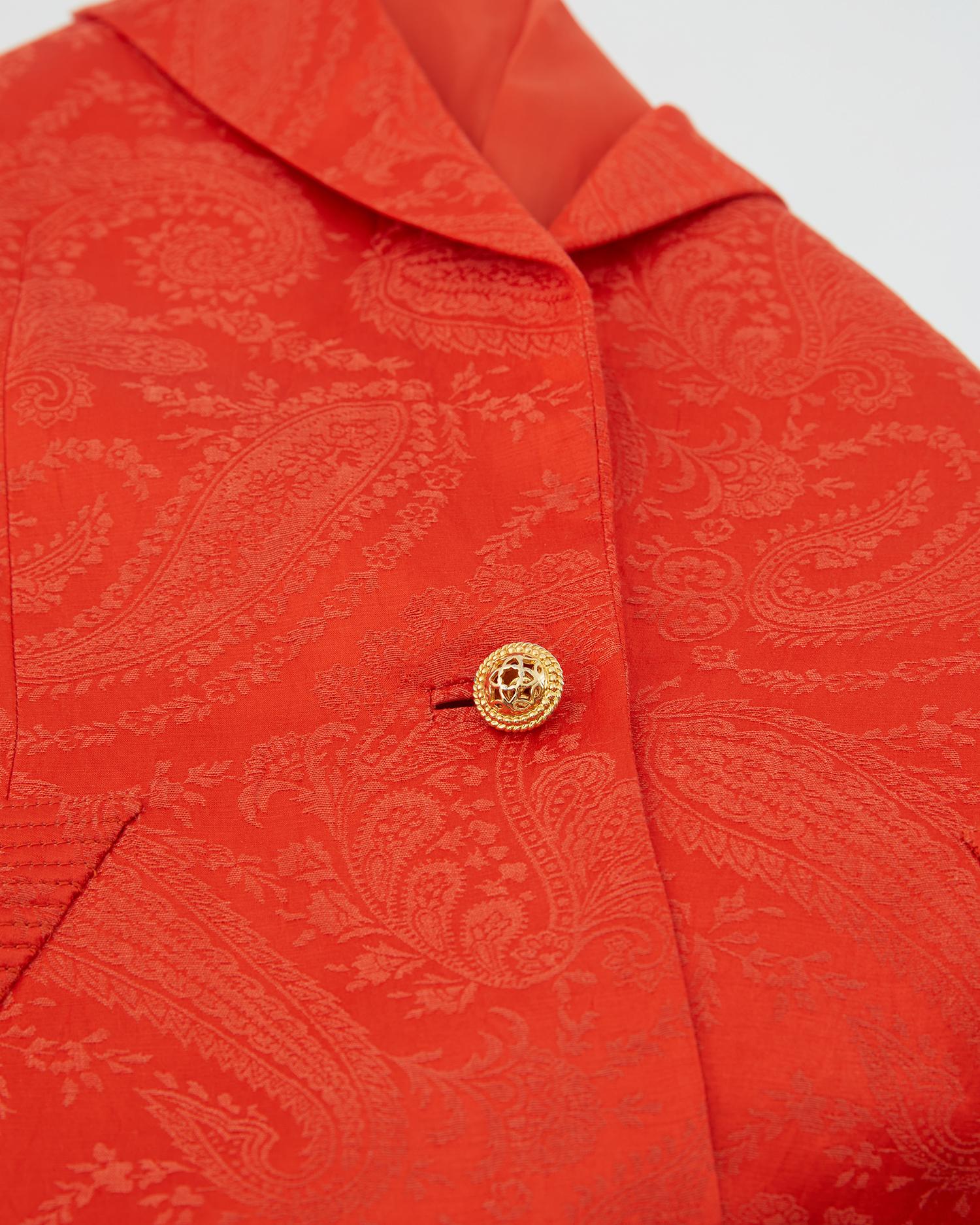 Gianni Versace S/S 1991 Orange silk paisley print blazer and skirt set For Sale 5