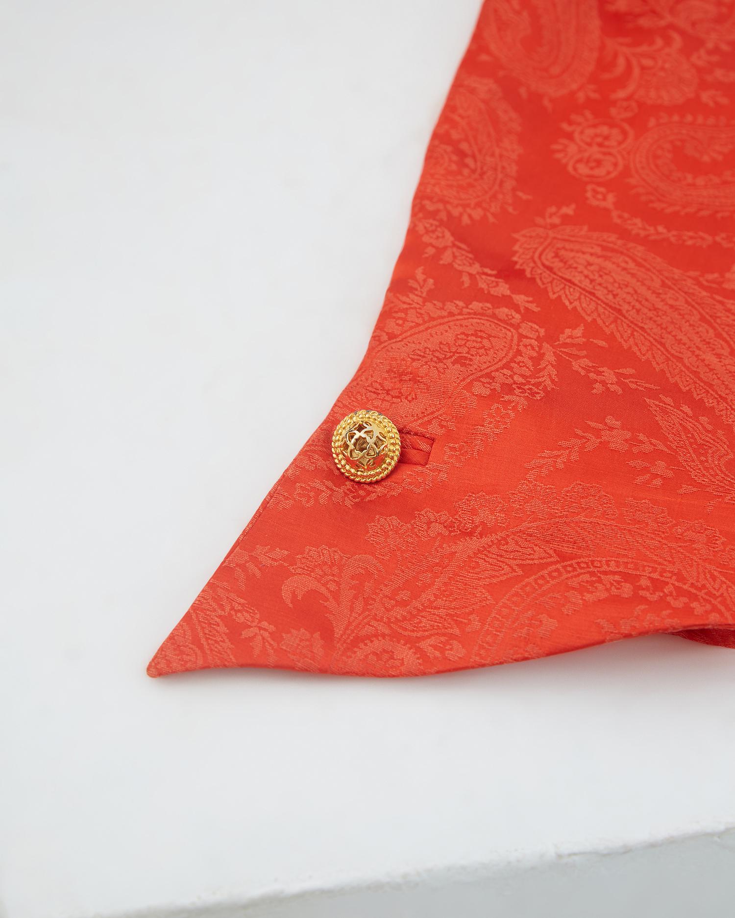 Gianni Versace - Ensemble blazer et jupe en soie orange à imprimé cachemire, printemps-été 1991 en vente 6