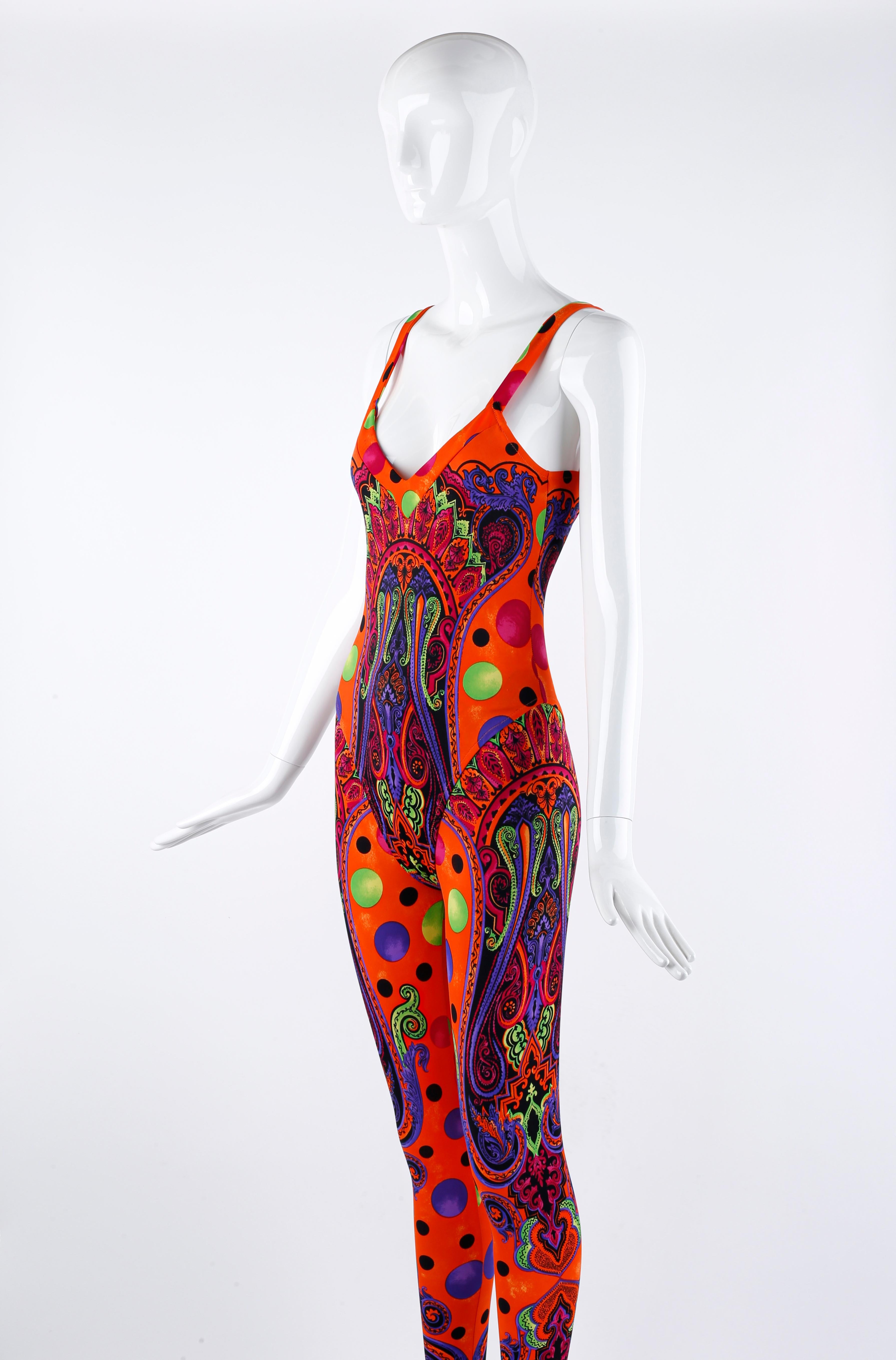 Gianni Versace S/S 1991 Pop Art Baroque Print Swimsuit Bodysuit & Leggings Set Bon état - En vente à Chicago, IL