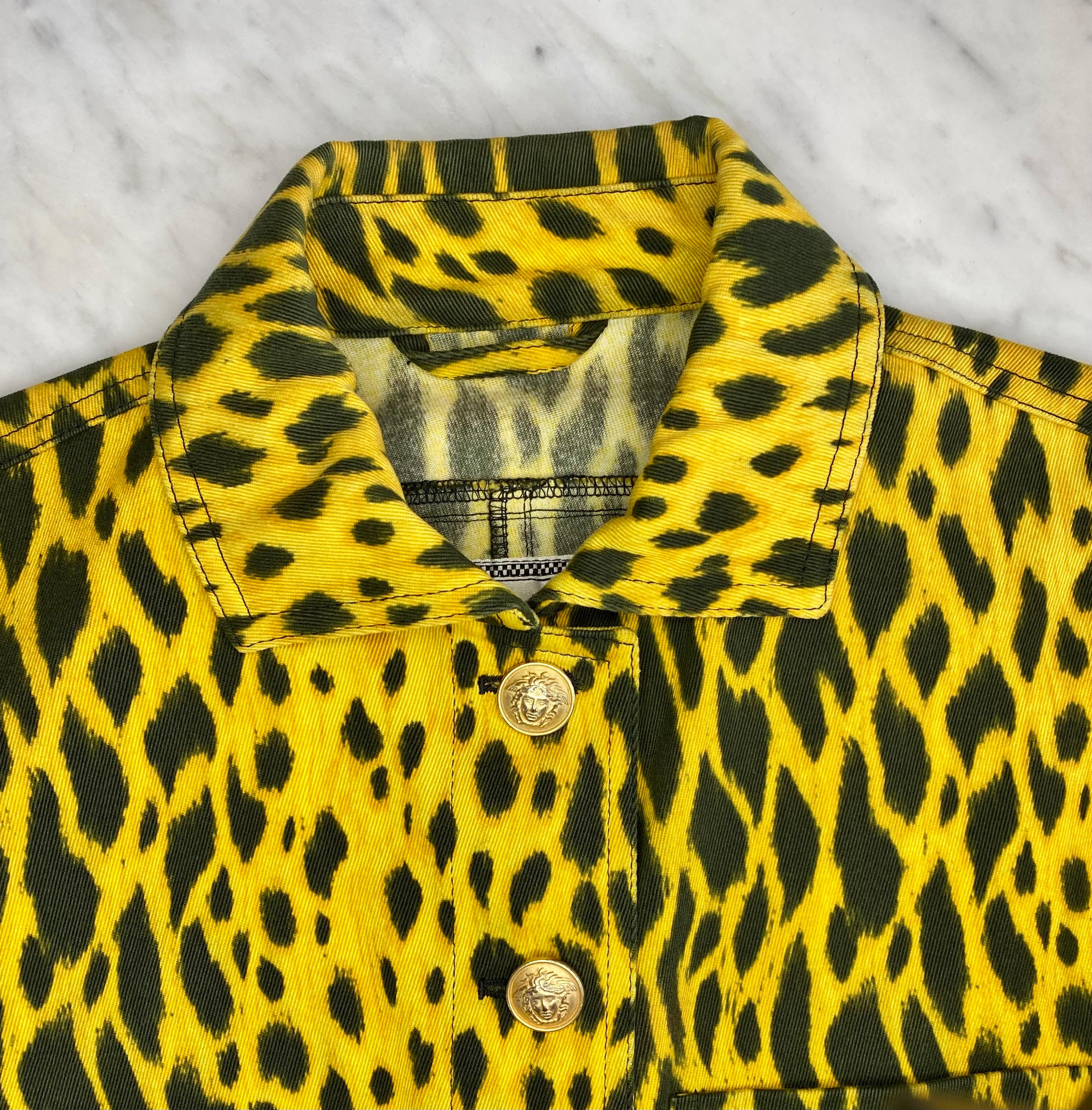 S/S 1992 Gianni Versace Leopard Printed Denim Jacket  In Good Condition In West Hollywood, CA