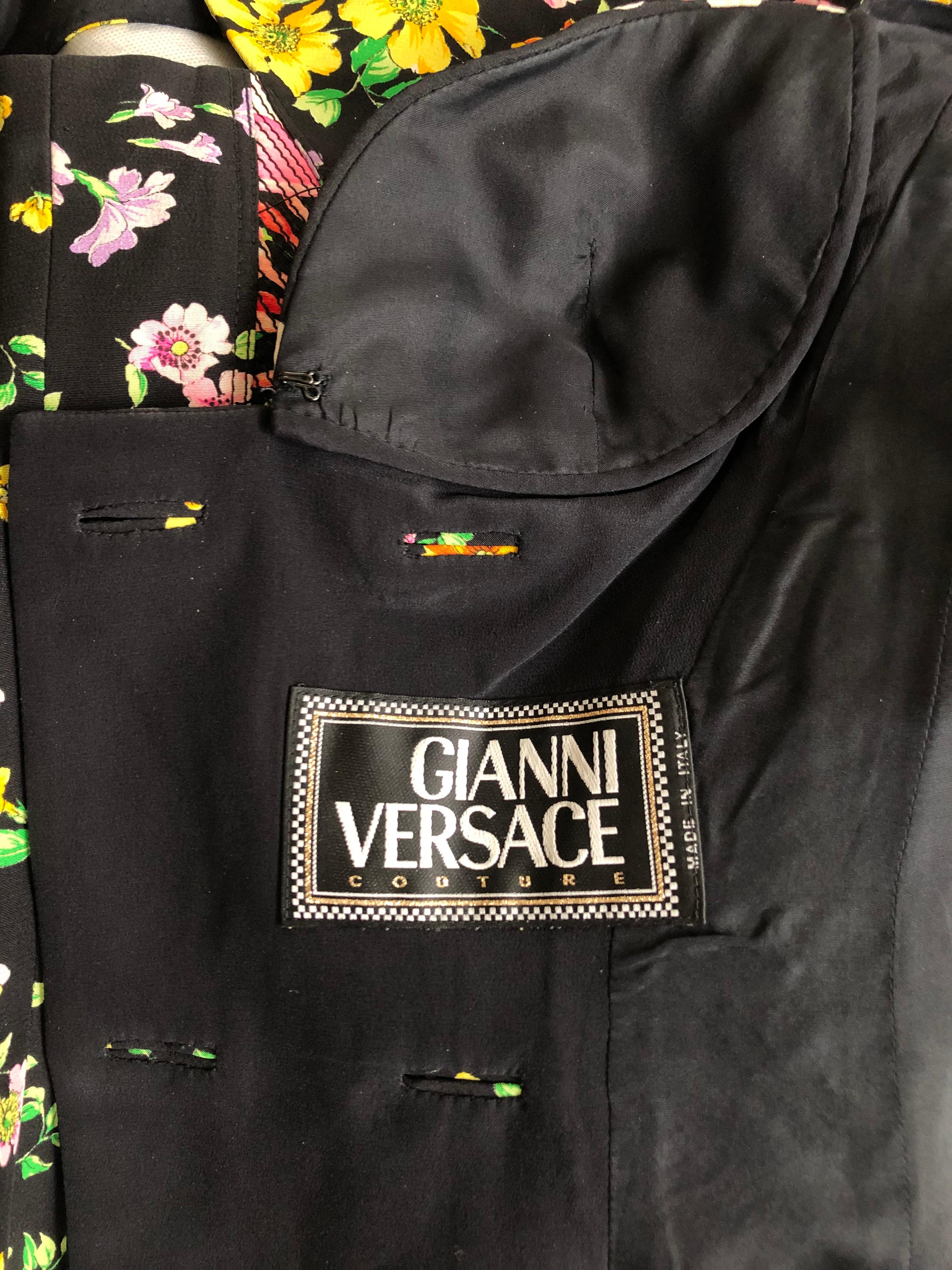Gianni Versace S/S 1993 Runway Vintage Bustier Jacket Top In Good Condition For Sale In Naples, FL