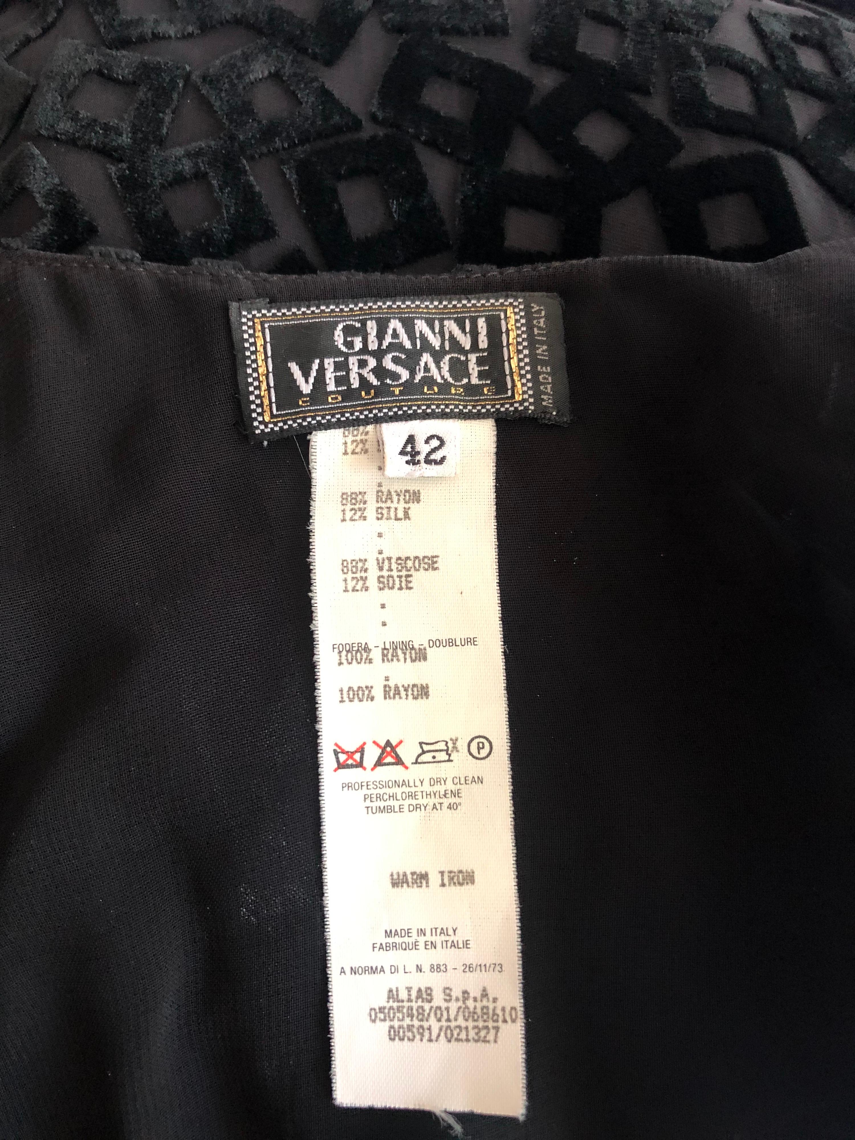 Gianni Versace S/S 1999 Schwarzes Vintage-Abendkleid im Angebot 6