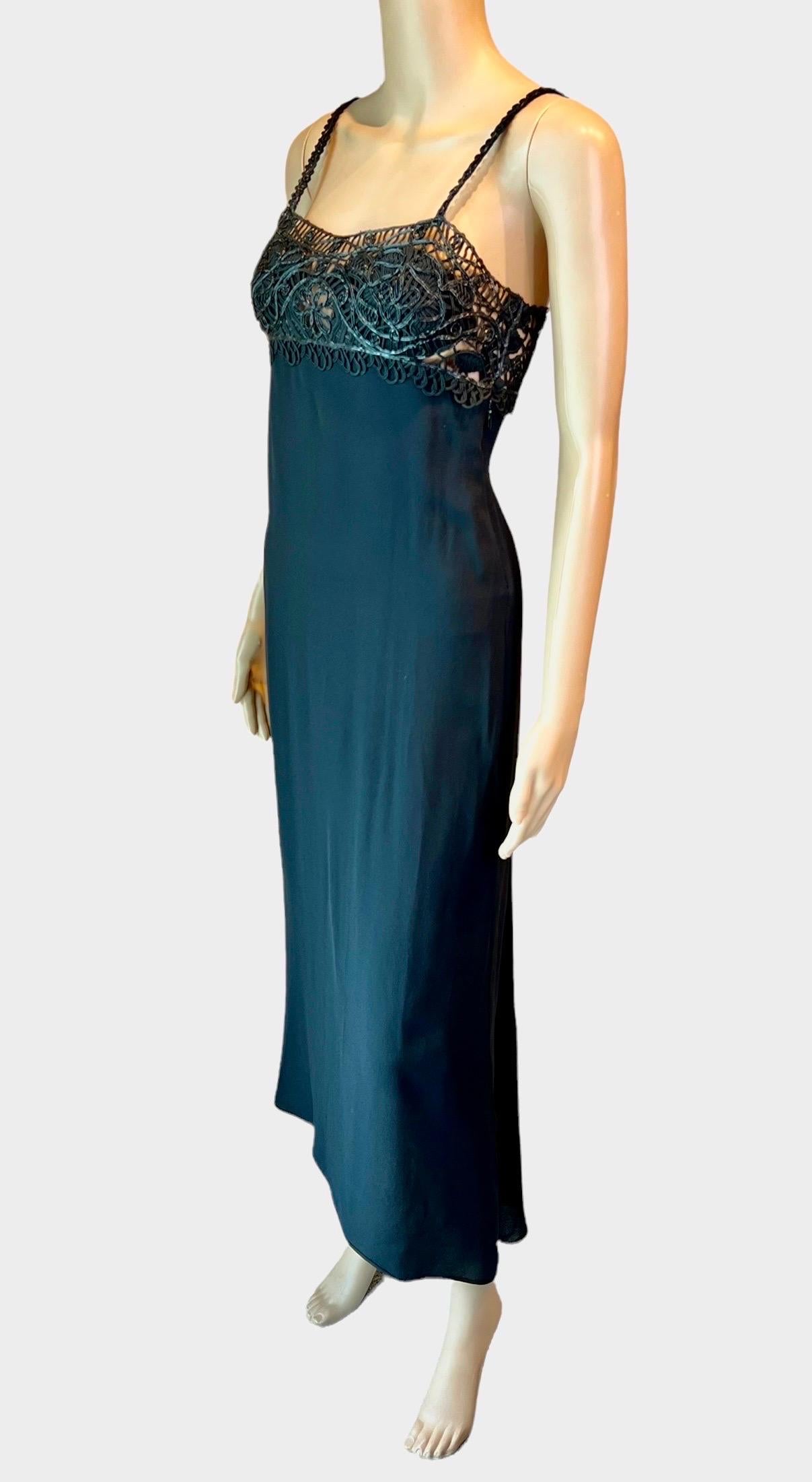 Gianni Versace S/S 1997 Runway Embroidered Lace Black Evening Dress Gown  In Good Condition For Sale In Naples, FL