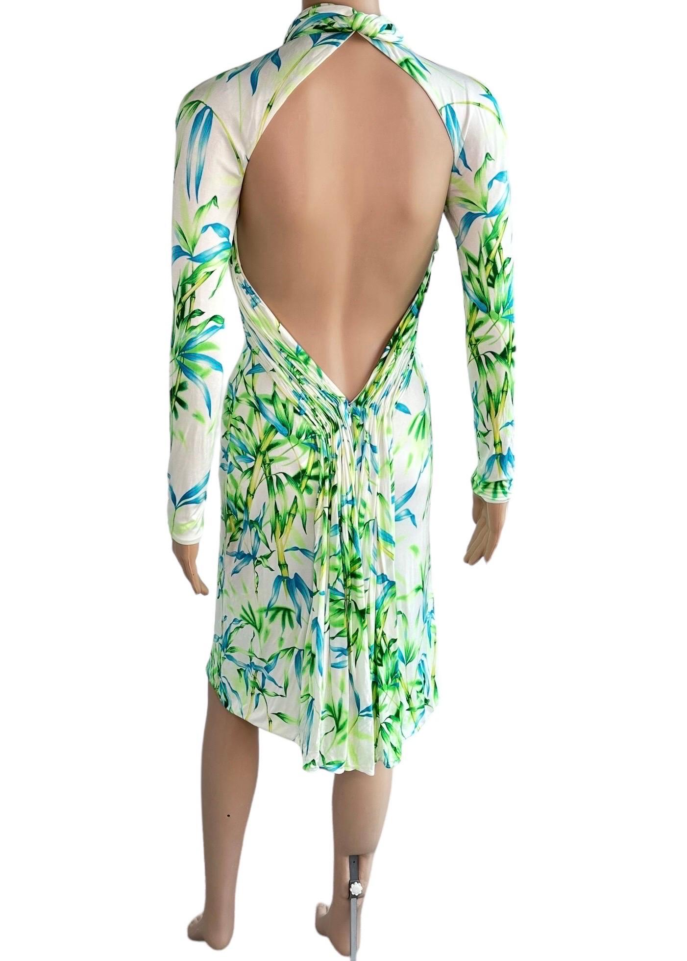 Gianni Versace F/S 2000 Laufsteg Bambus Dschungel Druck Schlüsselloch Ausschnitt hinten Kleid mit Ausschnitt im Angebot 7