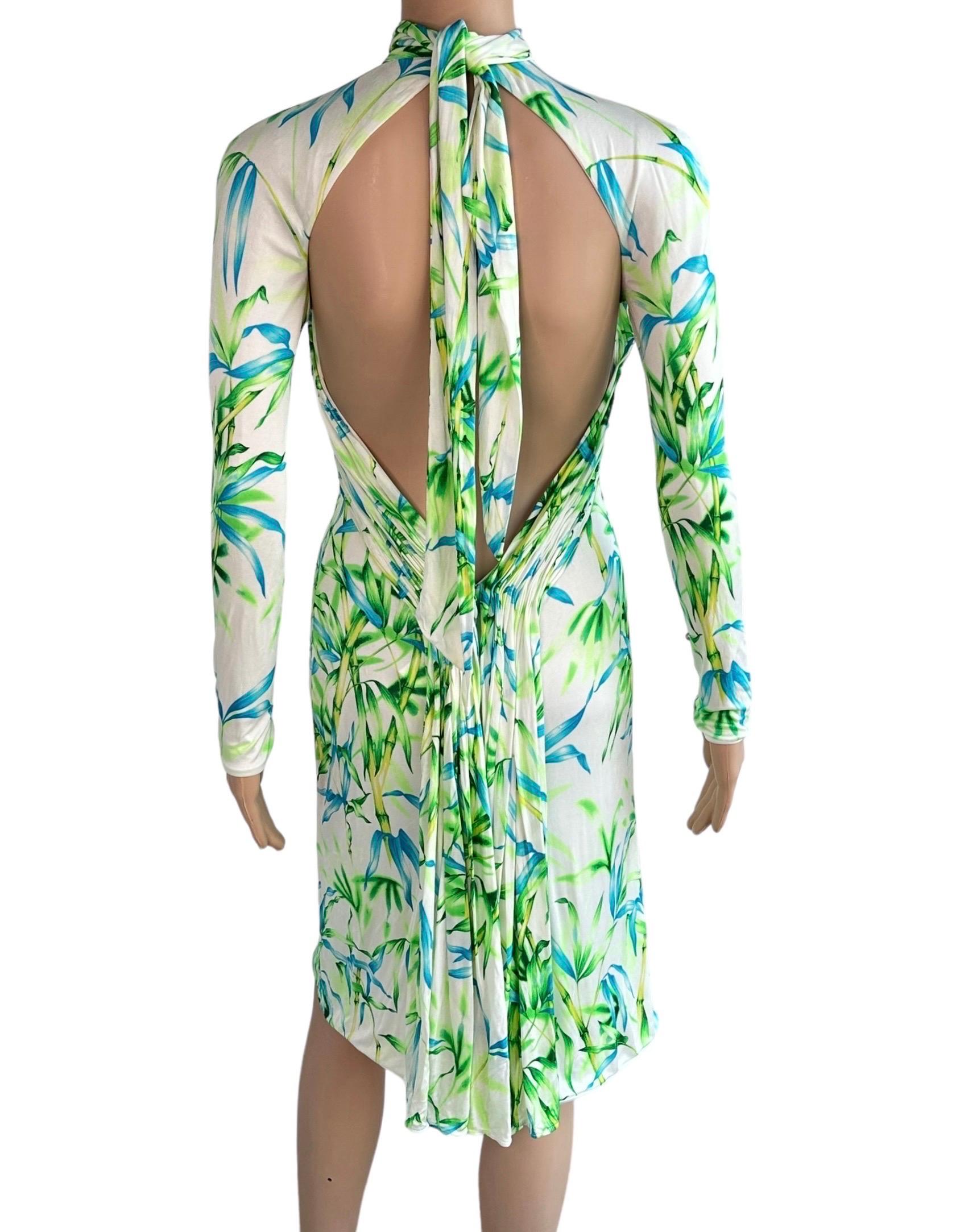 Gianni Versace F/S 2000 Laufsteg Bambus Dschungel Druck Schlüsselloch Ausschnitt hinten Kleid mit Ausschnitt im Angebot 3