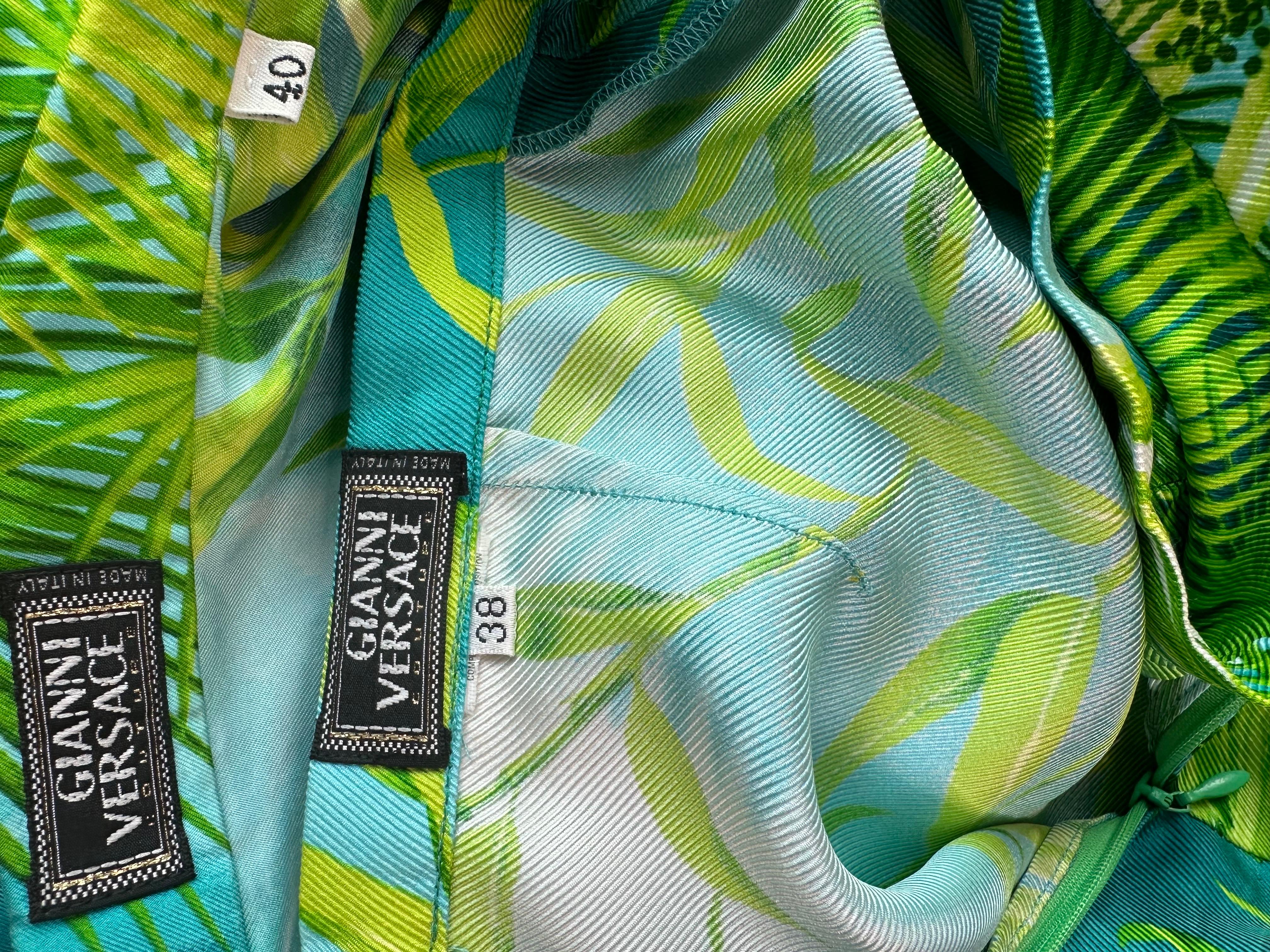 Gianni Versace, sfilata P/E 2000, pantaloni con stampa di palme tropicali e camicetta 2 pezzi in vendita 9