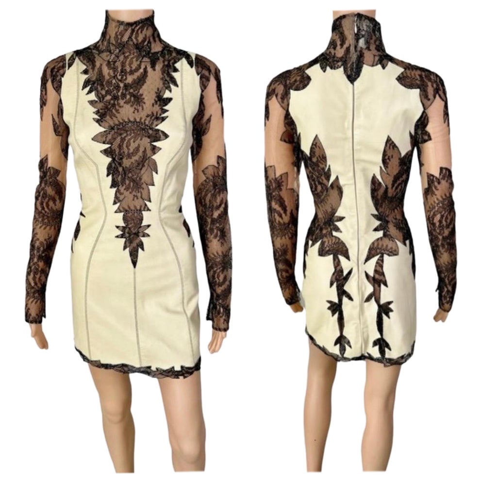 Gianni Versace S/S 2002 Minivestido recortado con paneles de piel y encaje transparente en venta