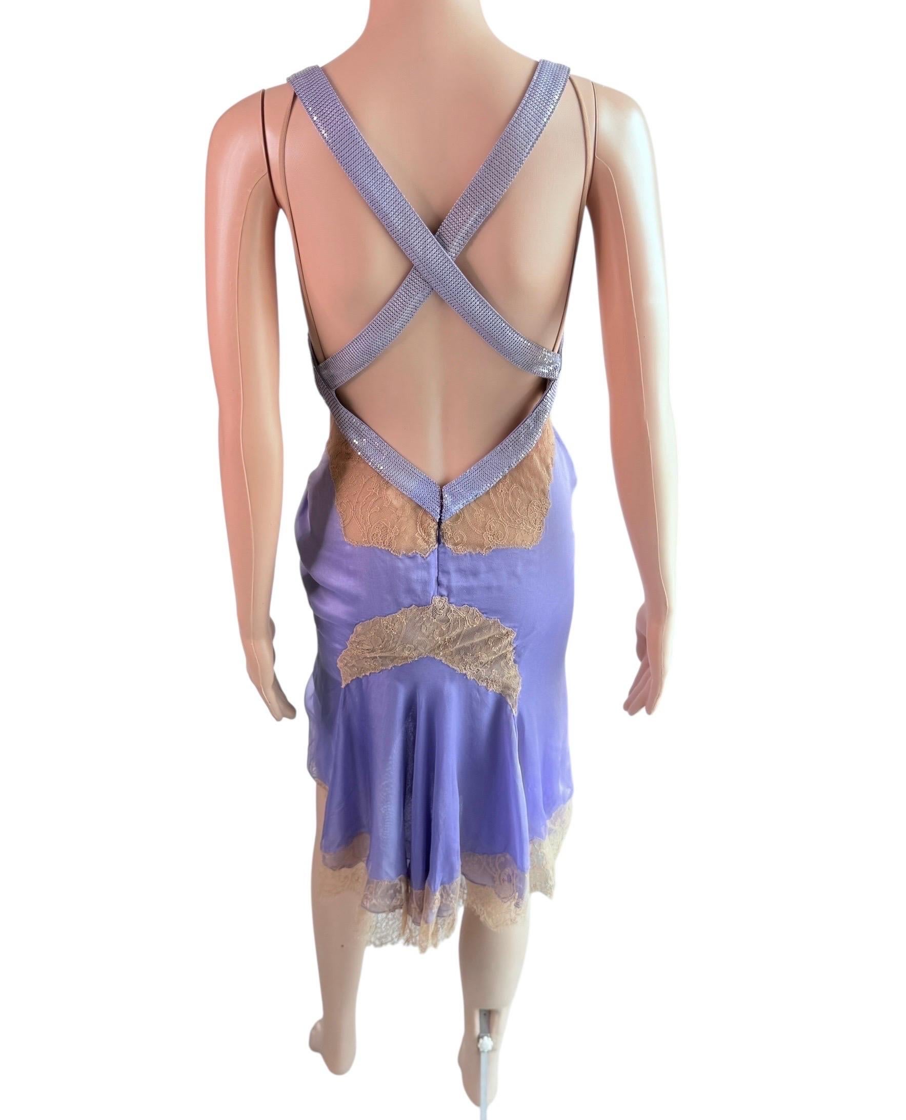 Gianni Versace, abito in pizzo trasparente e rete metallica, impreziosito dalla passerella P/E 2003 in vendita 5