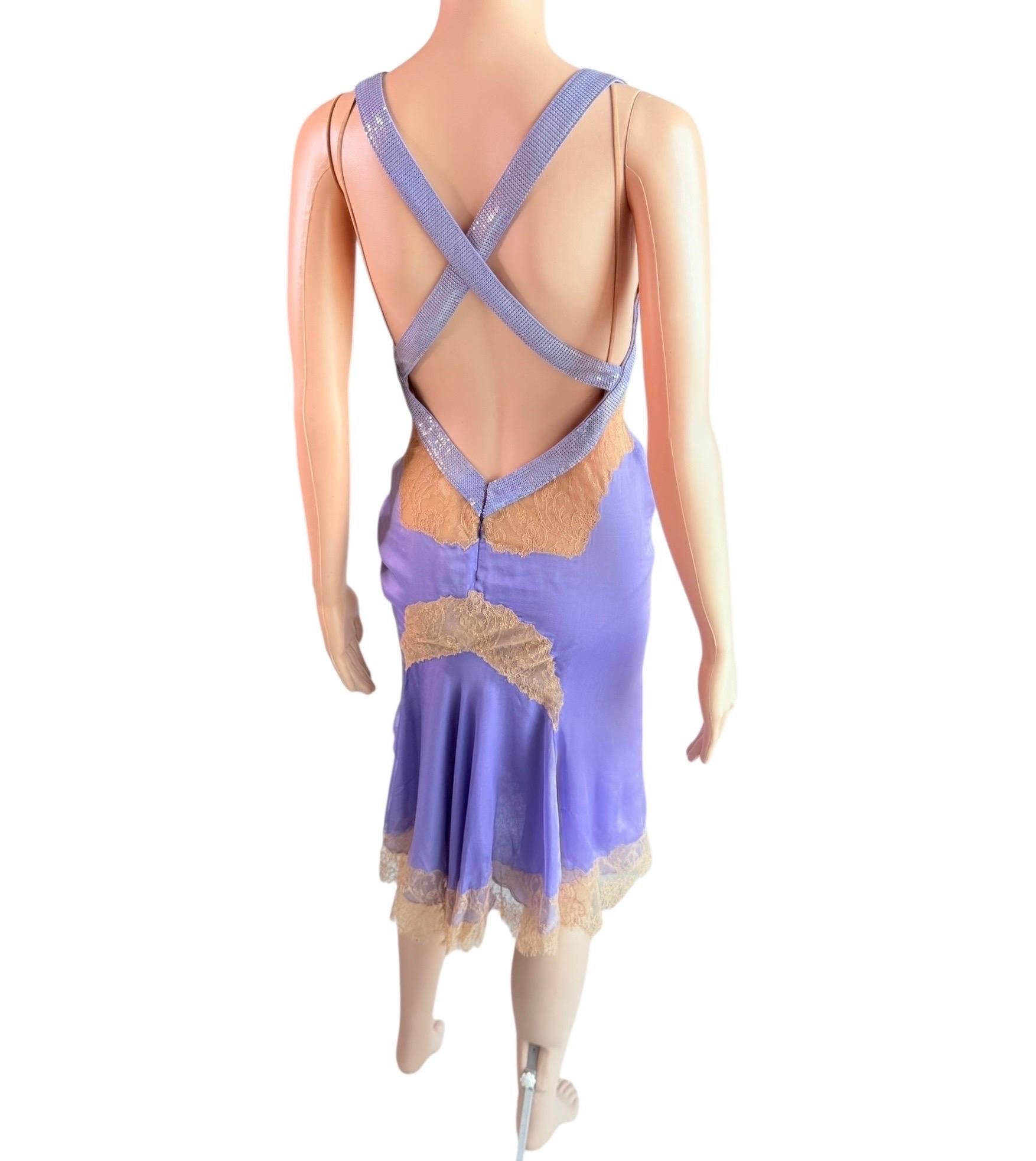 Gianni Versace, abito in pizzo trasparente e rete metallica, impreziosito dalla passerella P/E 2003 in vendita 9