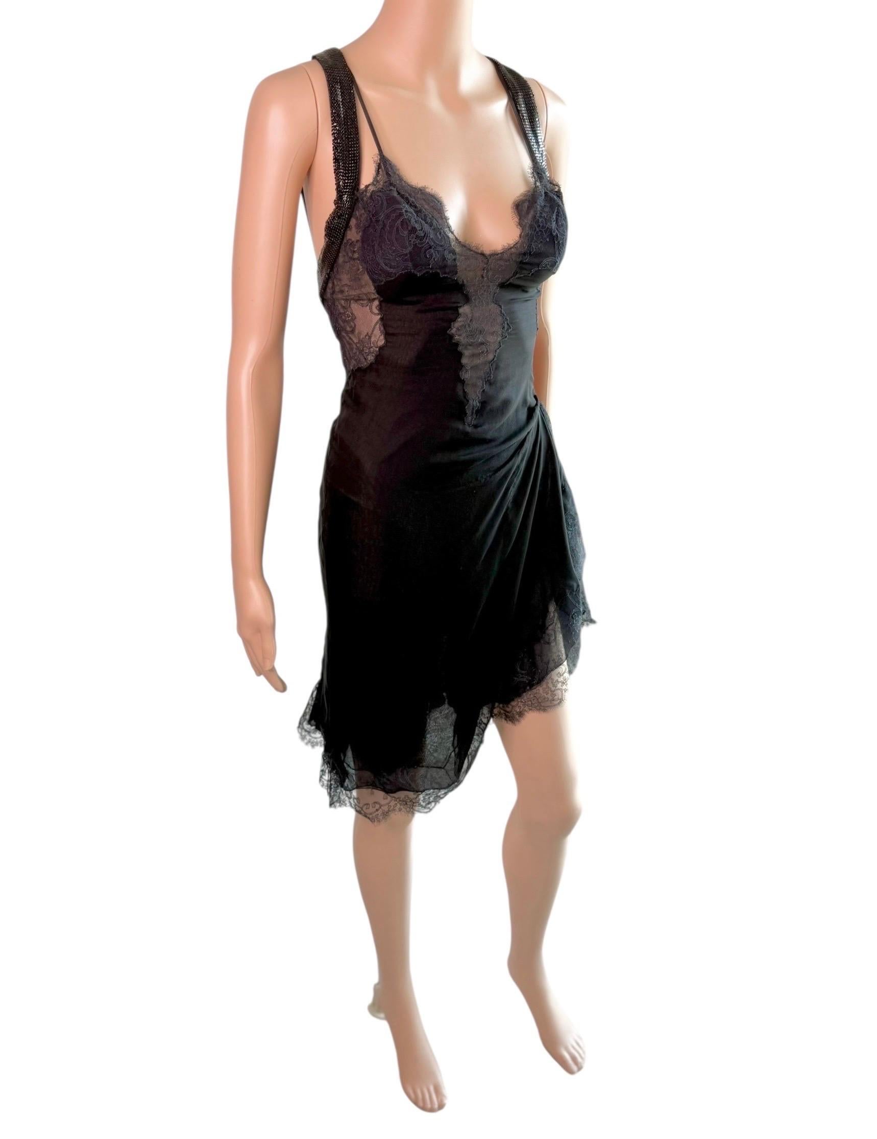 Gianni Versace F/S 2003 Laufsteg Transparentes Oroton Metallgeflecht-Kleid aus Spitze mit Metallgeflechtverzierung im Angebot 11