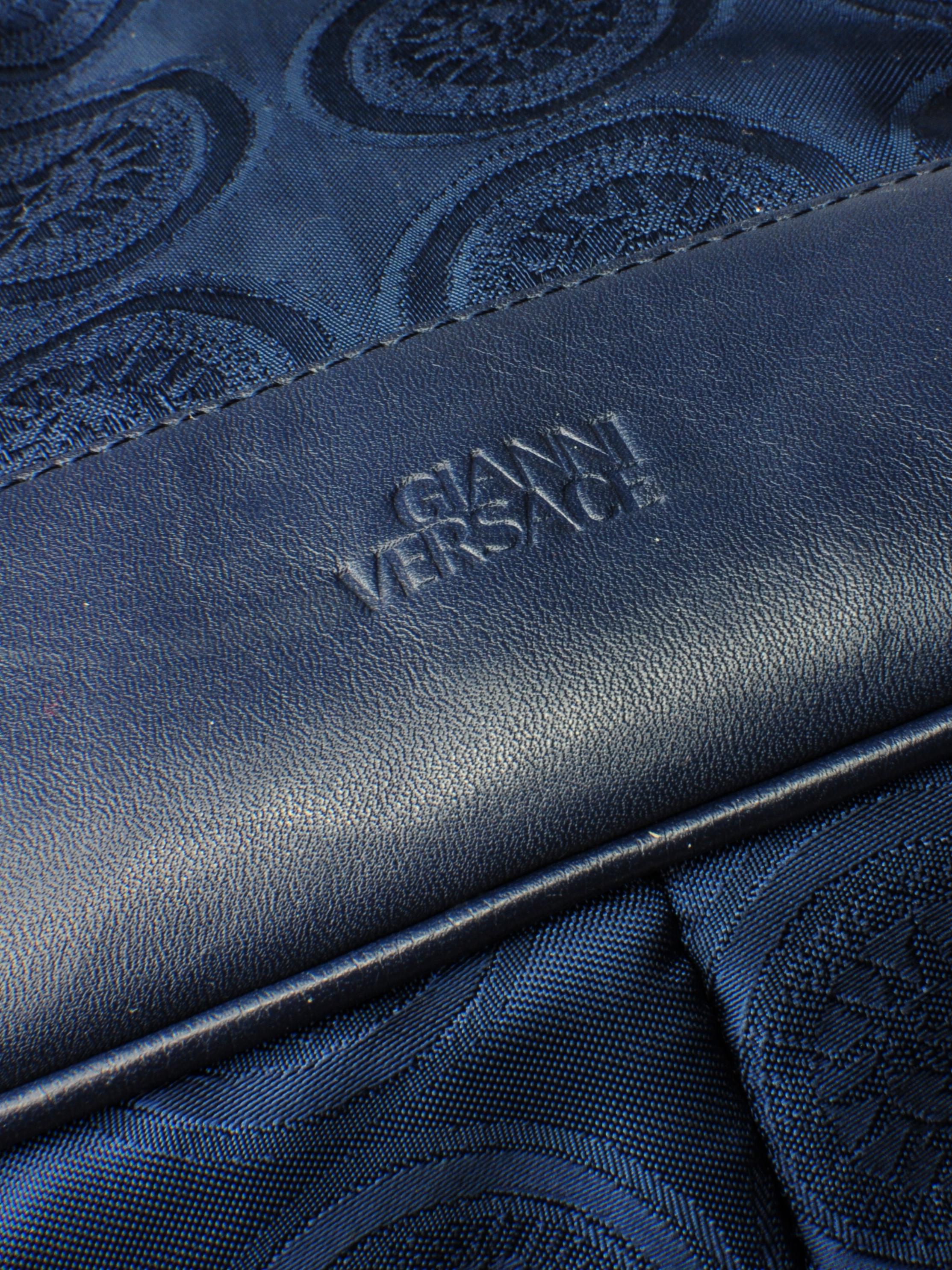  Gianni Versace Shoulder Bucket Bag with Sun Print Western Medusa Details 1990s For Sale 3