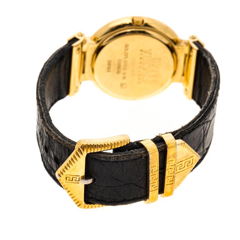 Gianni Versace Signature Medusa Gold Plated Leather Women's Wristwatch 30MM In Good Condition In Dubai, Al Qouz 2