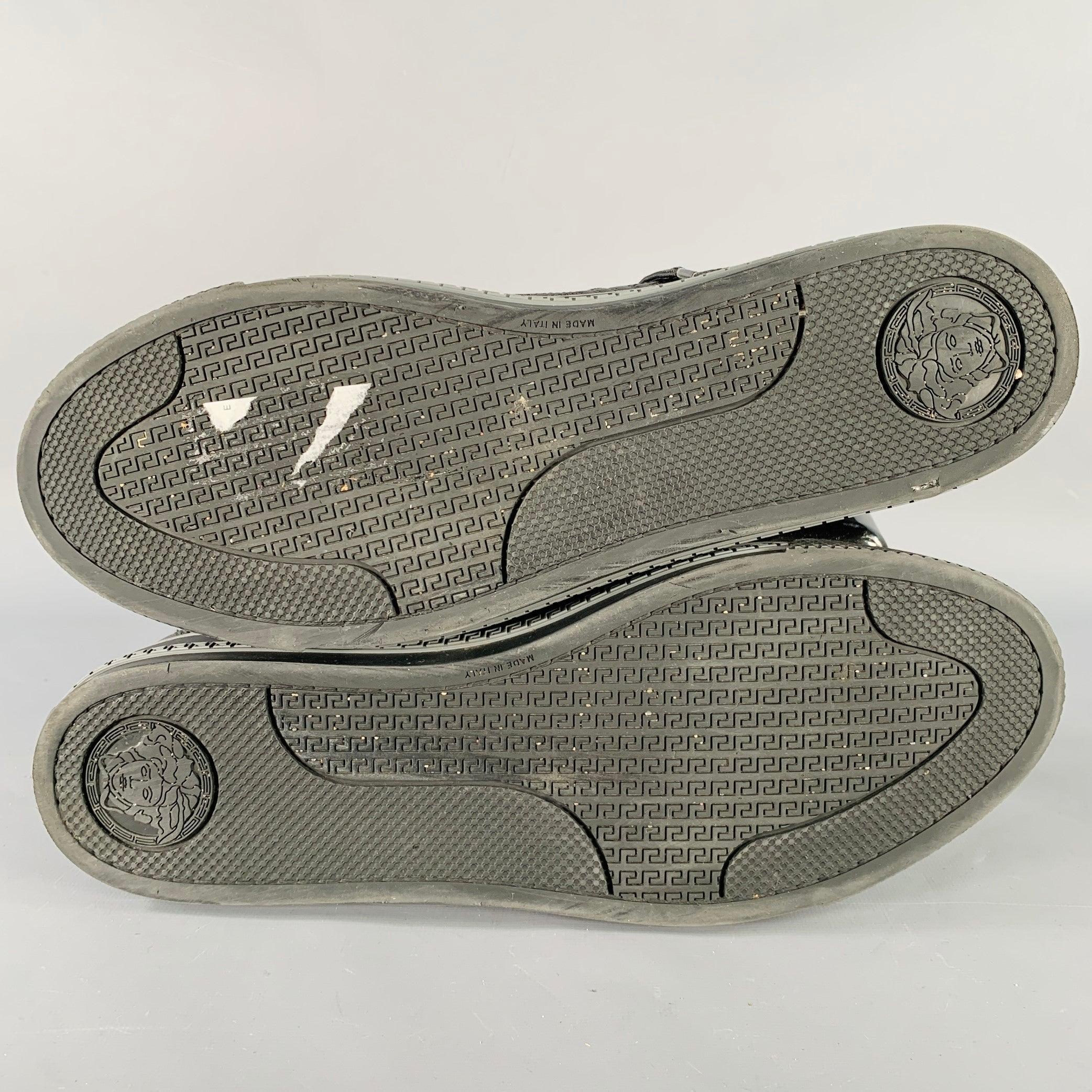 GIANNI VERSACE Zapatillas altas de piel Greca negras talla 11 en venta 3
