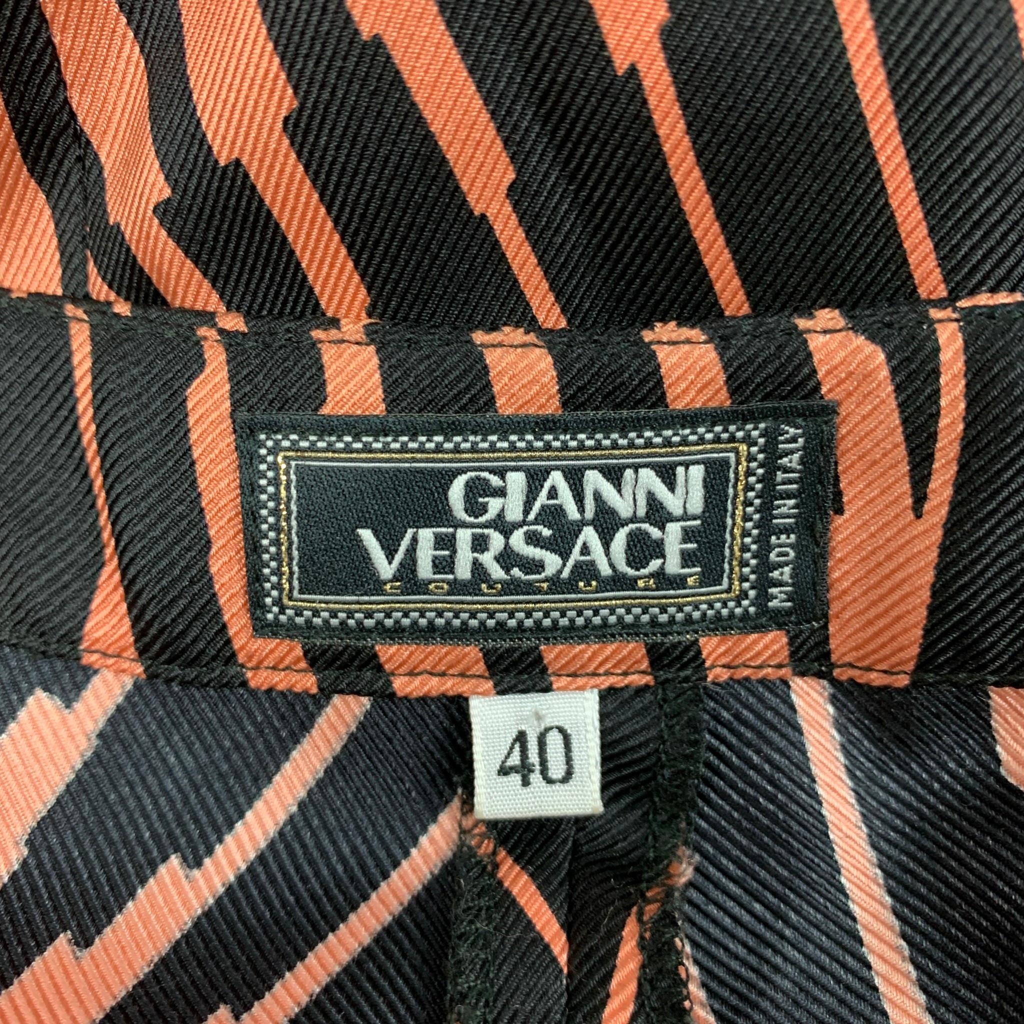 GIANNI VERSACE Size 4 Black Coral Abstract Flat Front Casual Pants In Good Condition In San Francisco, CA