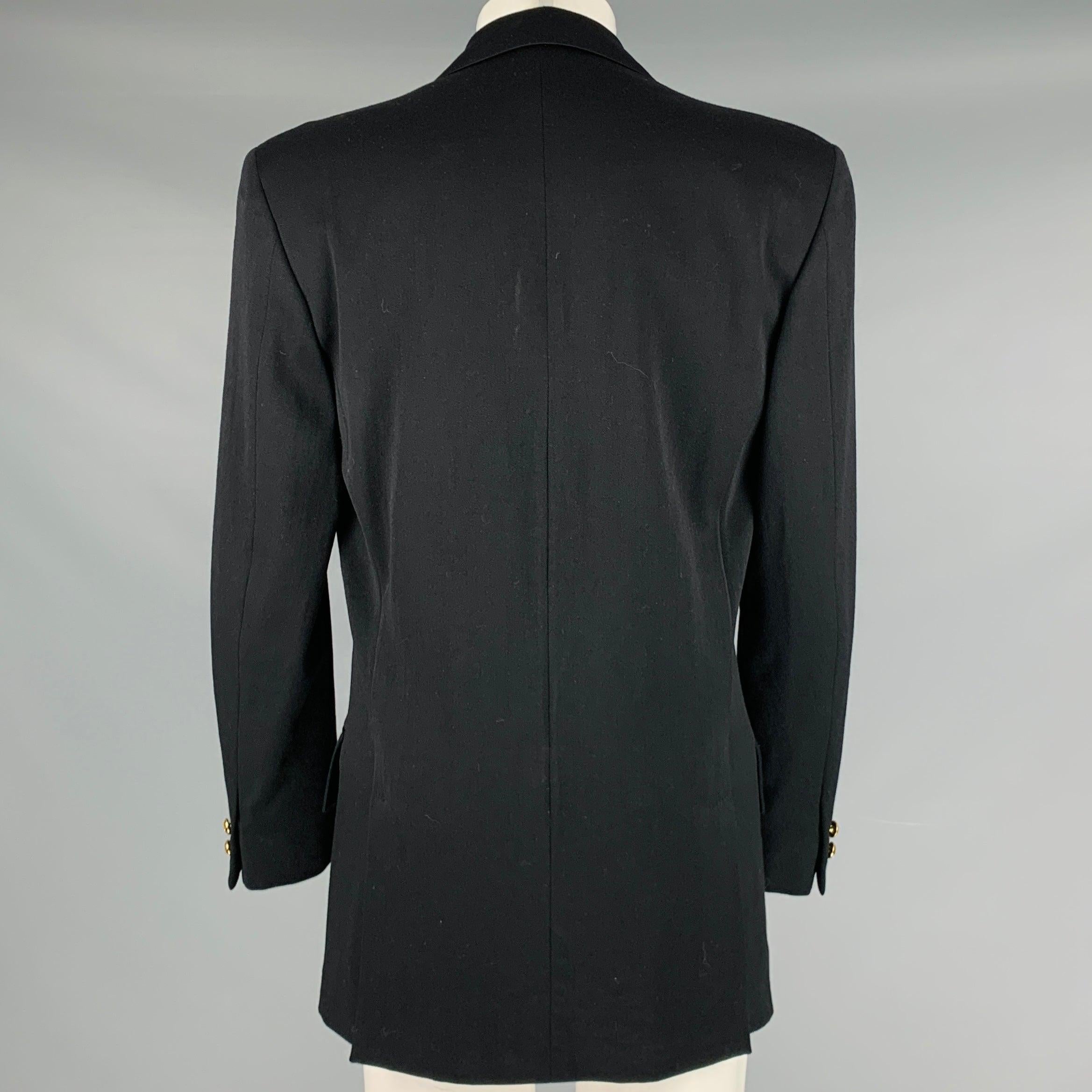 GIANNI VERSACE Einreihige Jacke aus schwarzer Wolle, Größe 40 im Zustand „Hervorragend“ im Angebot in San Francisco, CA