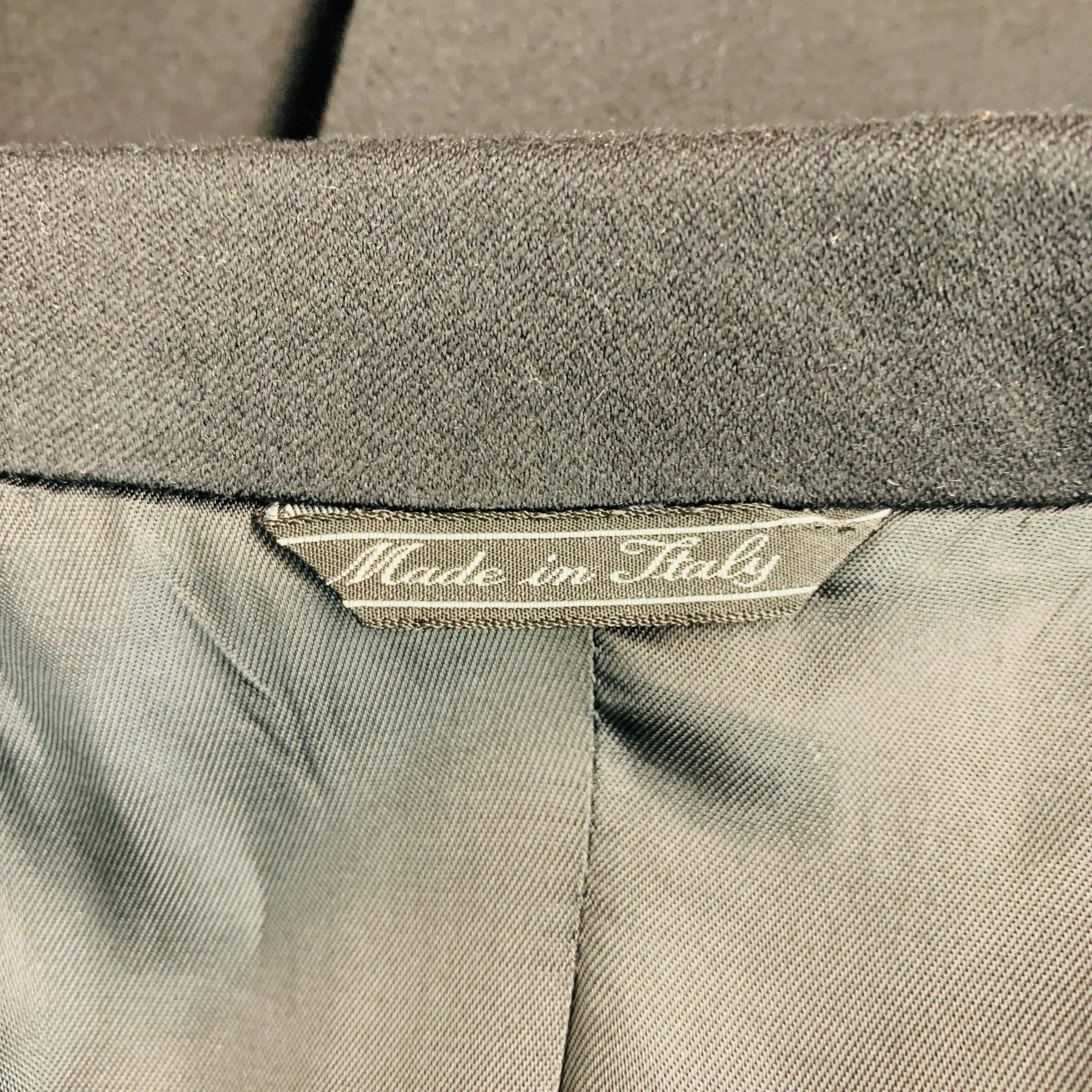 Gianni Versace Taille 40 Veste croisée en laine noire en vente 3