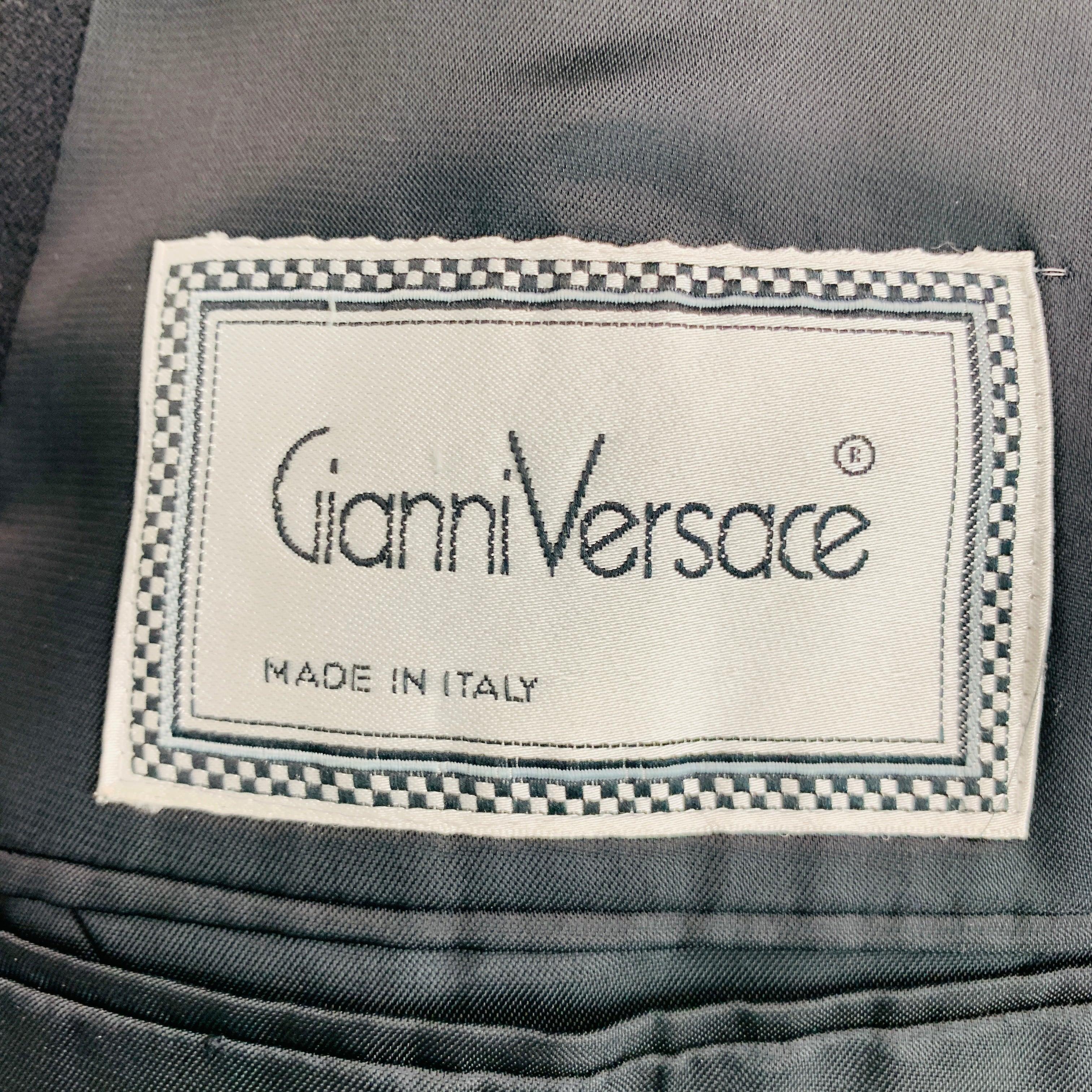 GIANNI VERSACE Size 40 Black Wool Single Breasted Jacket For Sale 5