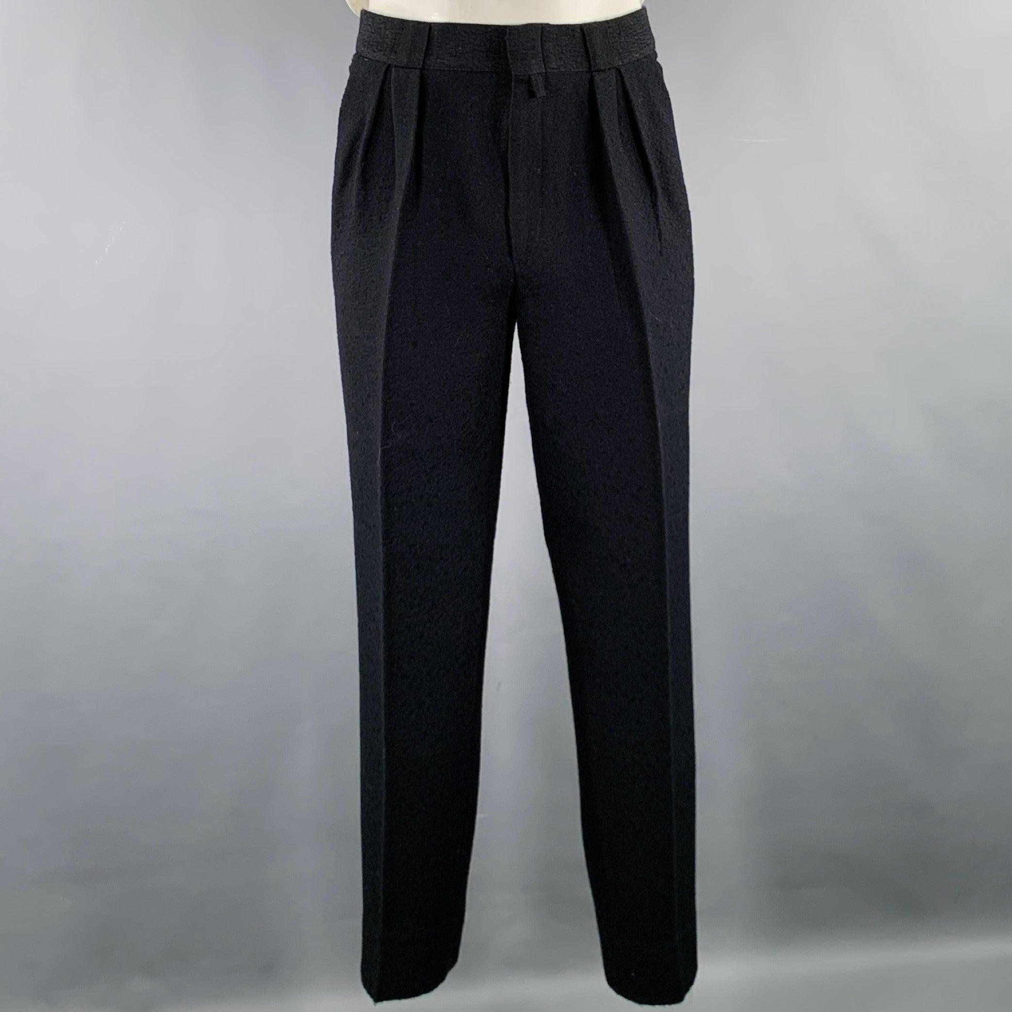 Gianni Versace Taille 42 Tuxedo noir en laine et soie bicolore à double boutonnage Bon état - En vente à San Francisco, CA