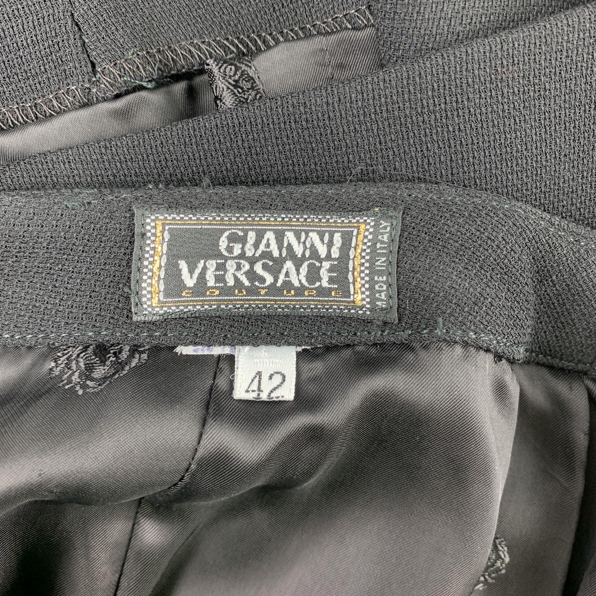Women's GIANNI VERSACE Size 8 Black Textured Pencil Skirt For Sale