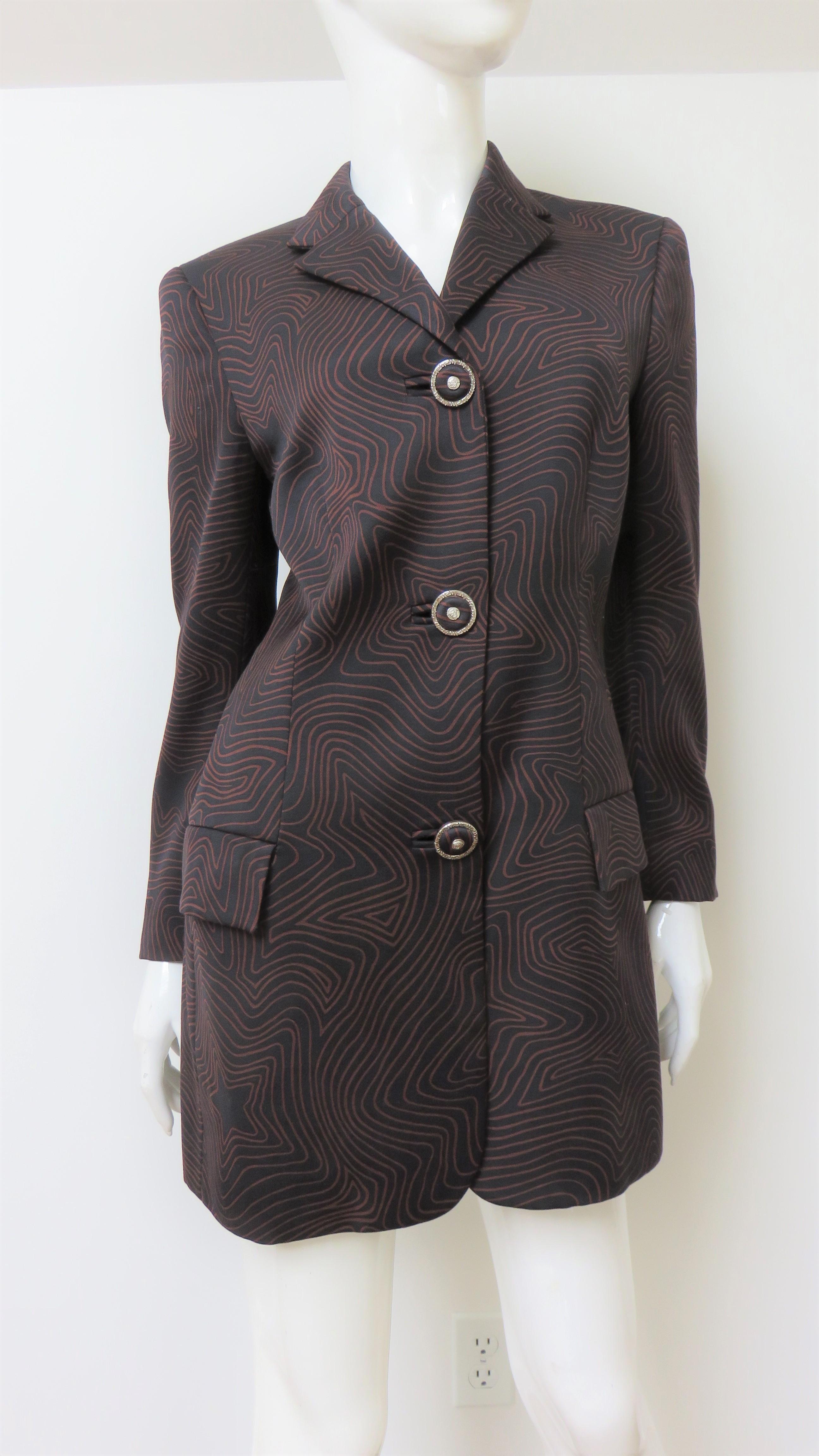 Gianni Versace Silk Lines Jacket 1990s In Excellent Condition For Sale In Water Mill, NY