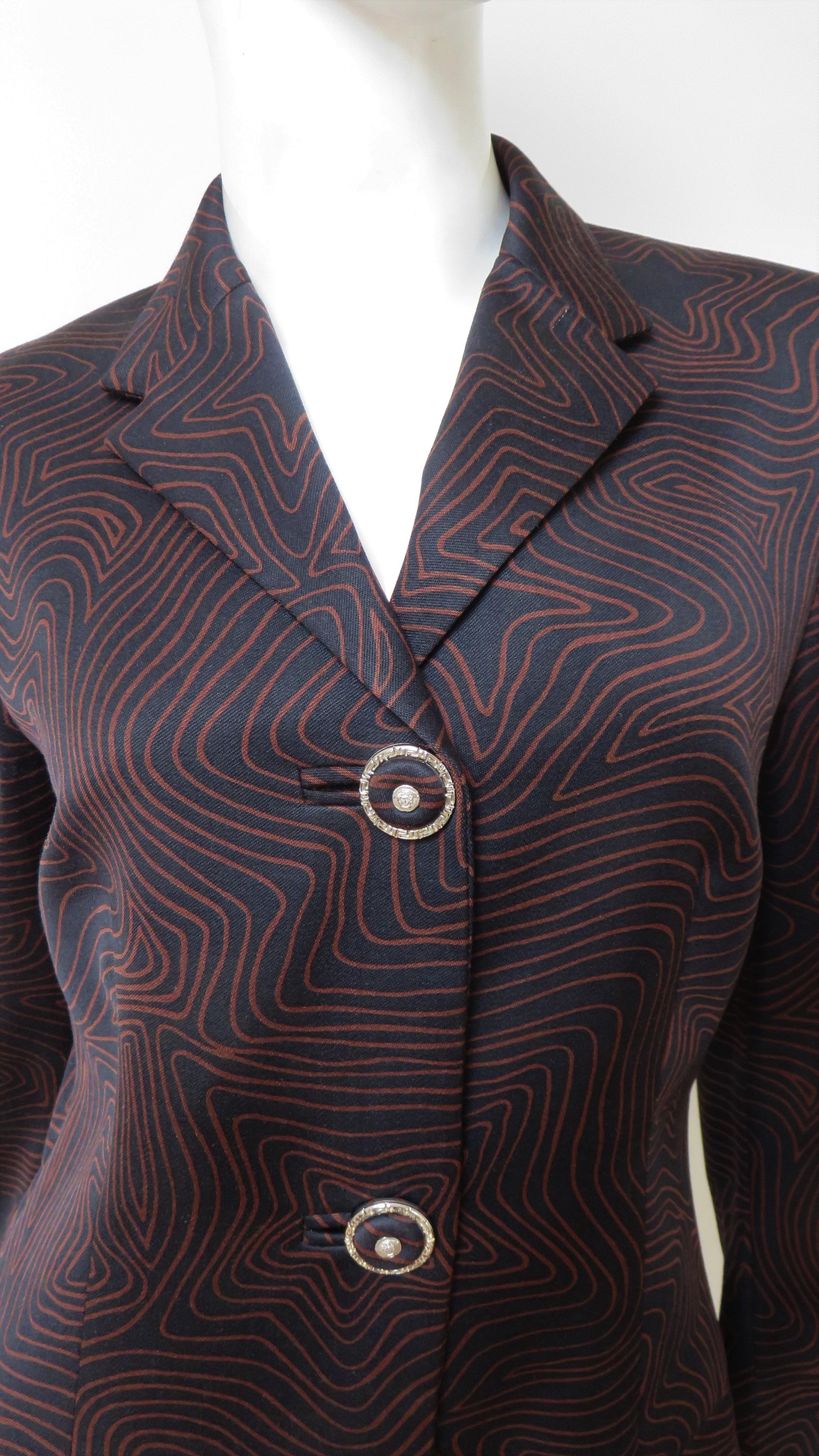 Gianni Versace Silk Lines Jacket 1990s For Sale 1