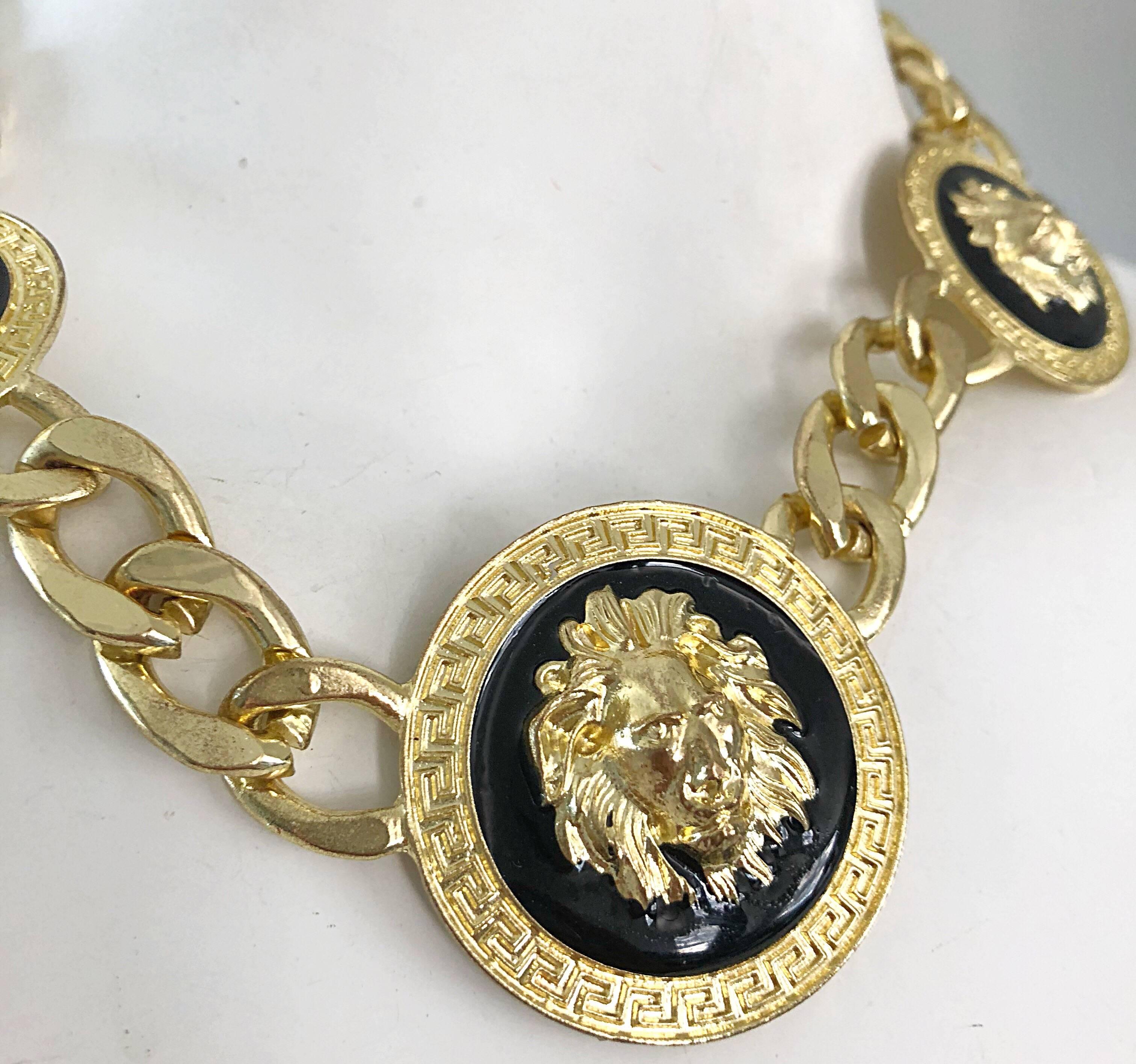 versace lion chain